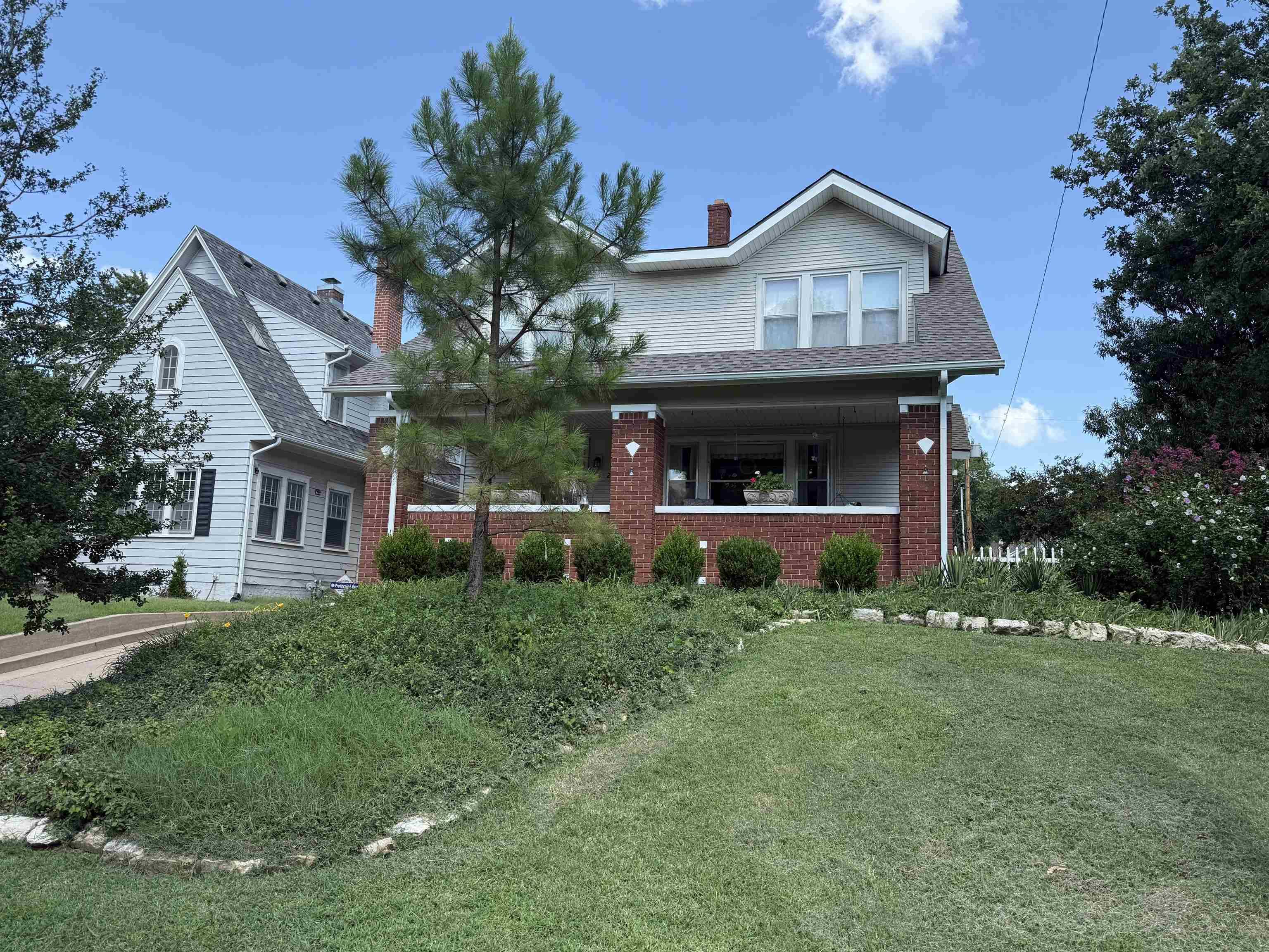 426 S Yale, Wichita, KS 67218