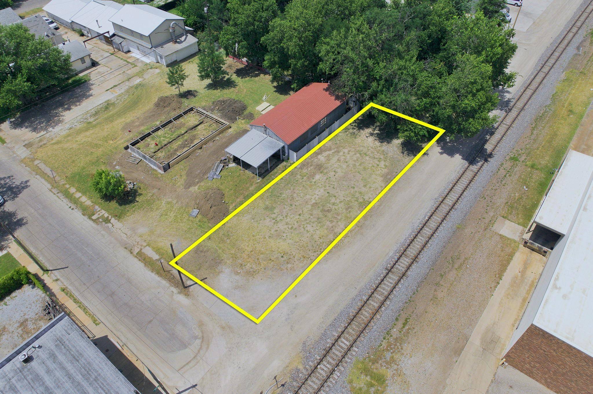 730 E Boston, Wichita, KS 67211