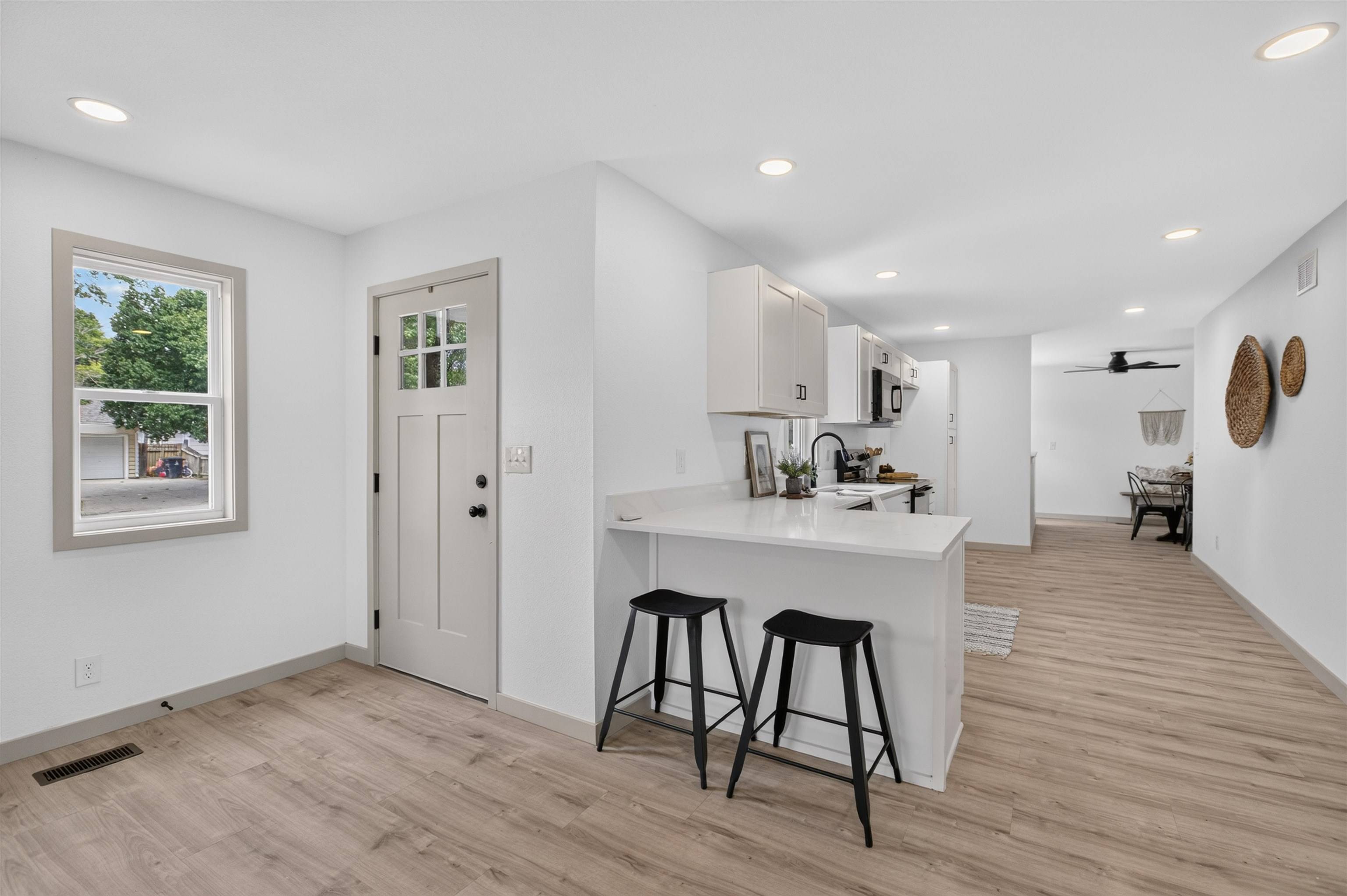 804 Sunset Ln, El Dorado, KS 67042