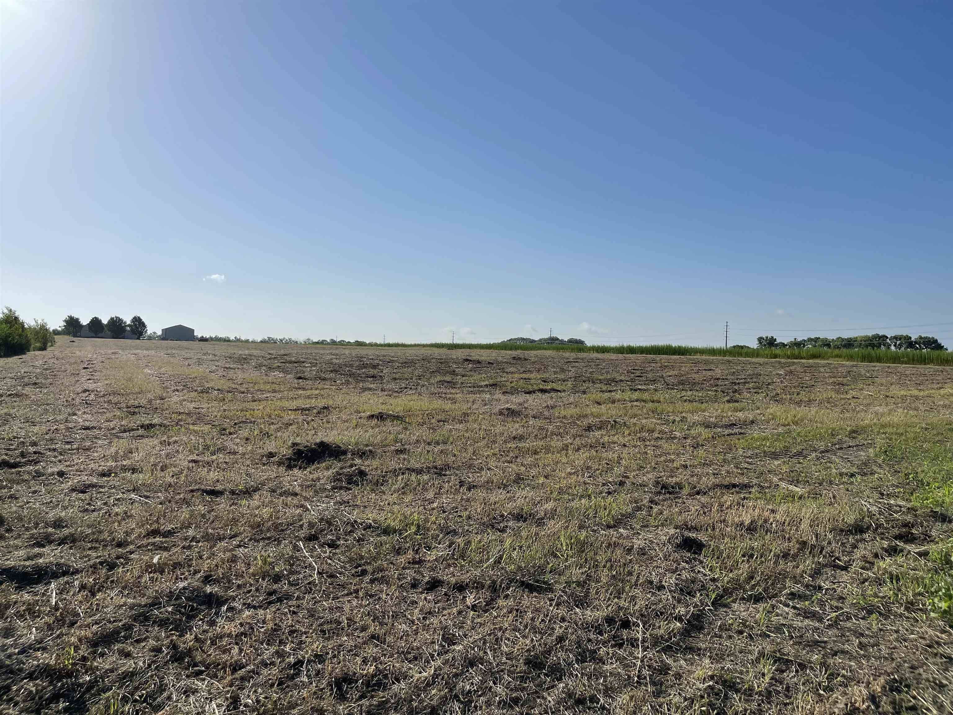 00000 SW County Line Rd, Rose Hill, KS 67133