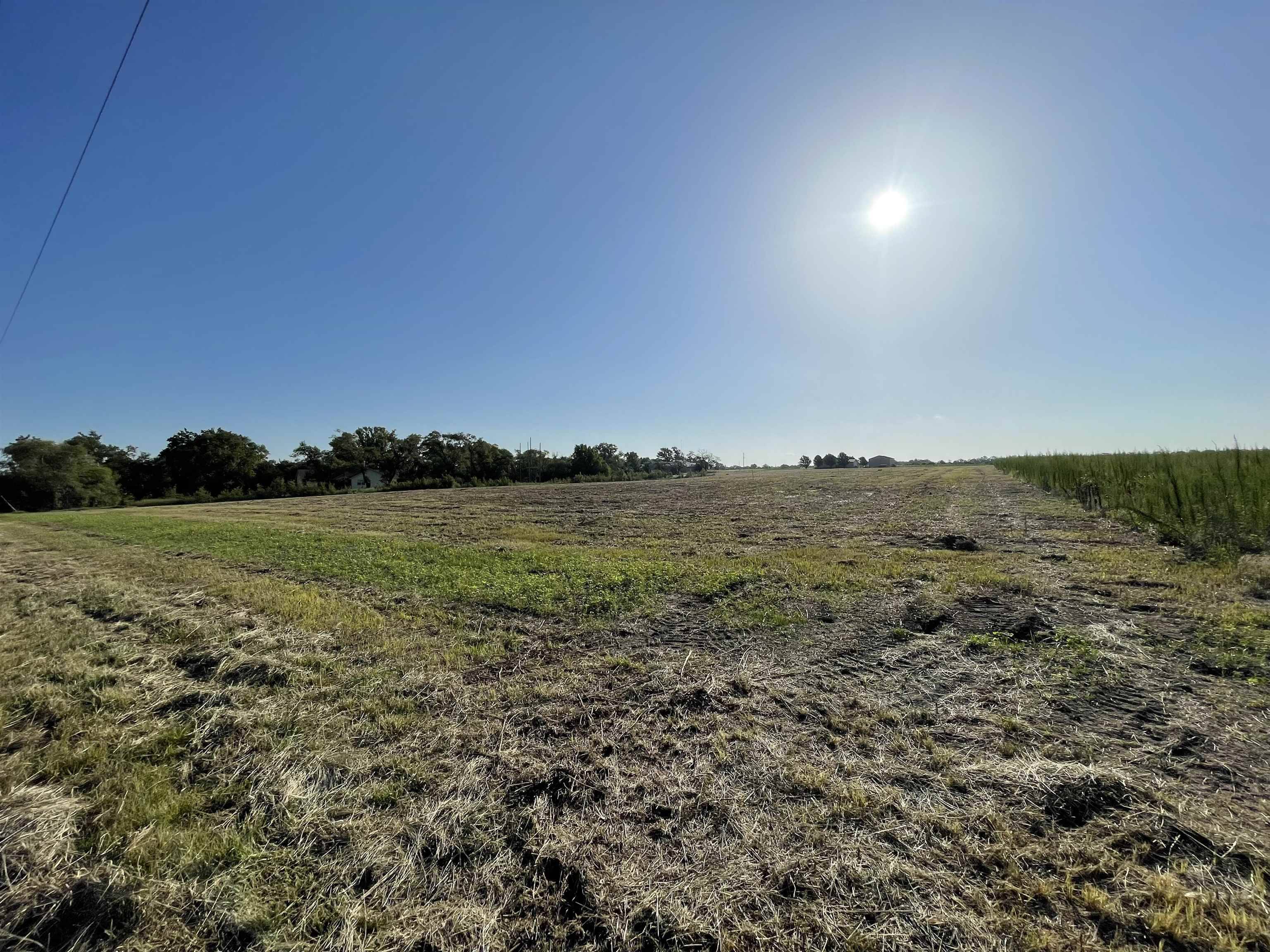 00000 SW County Line Rd, Rose Hill, KS 67133