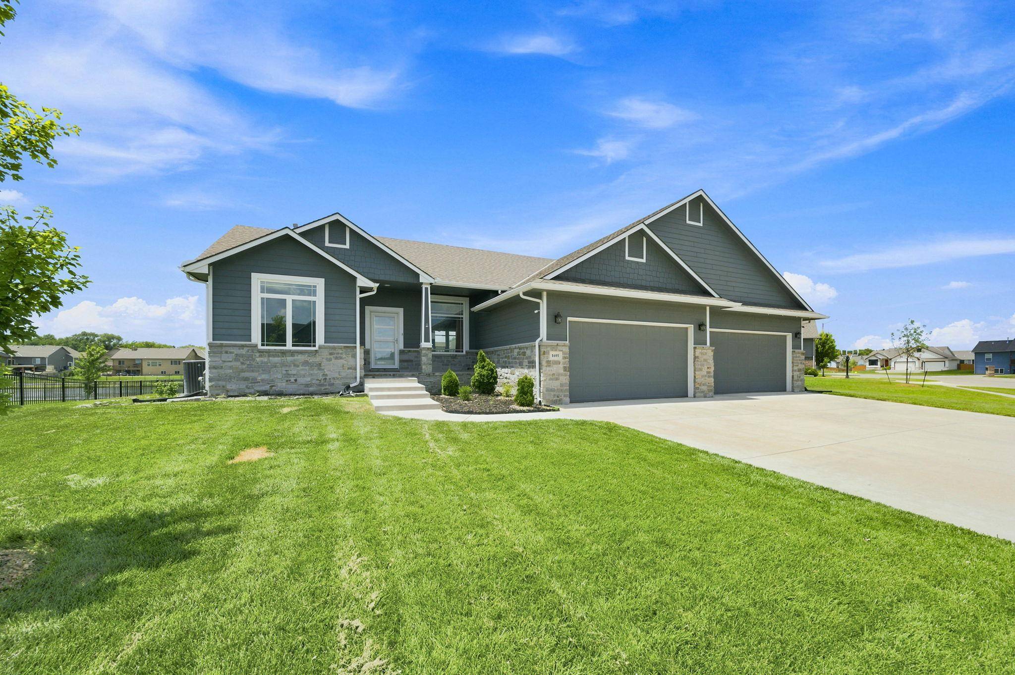 1601 N Blackstone, Wichita, KS 67235