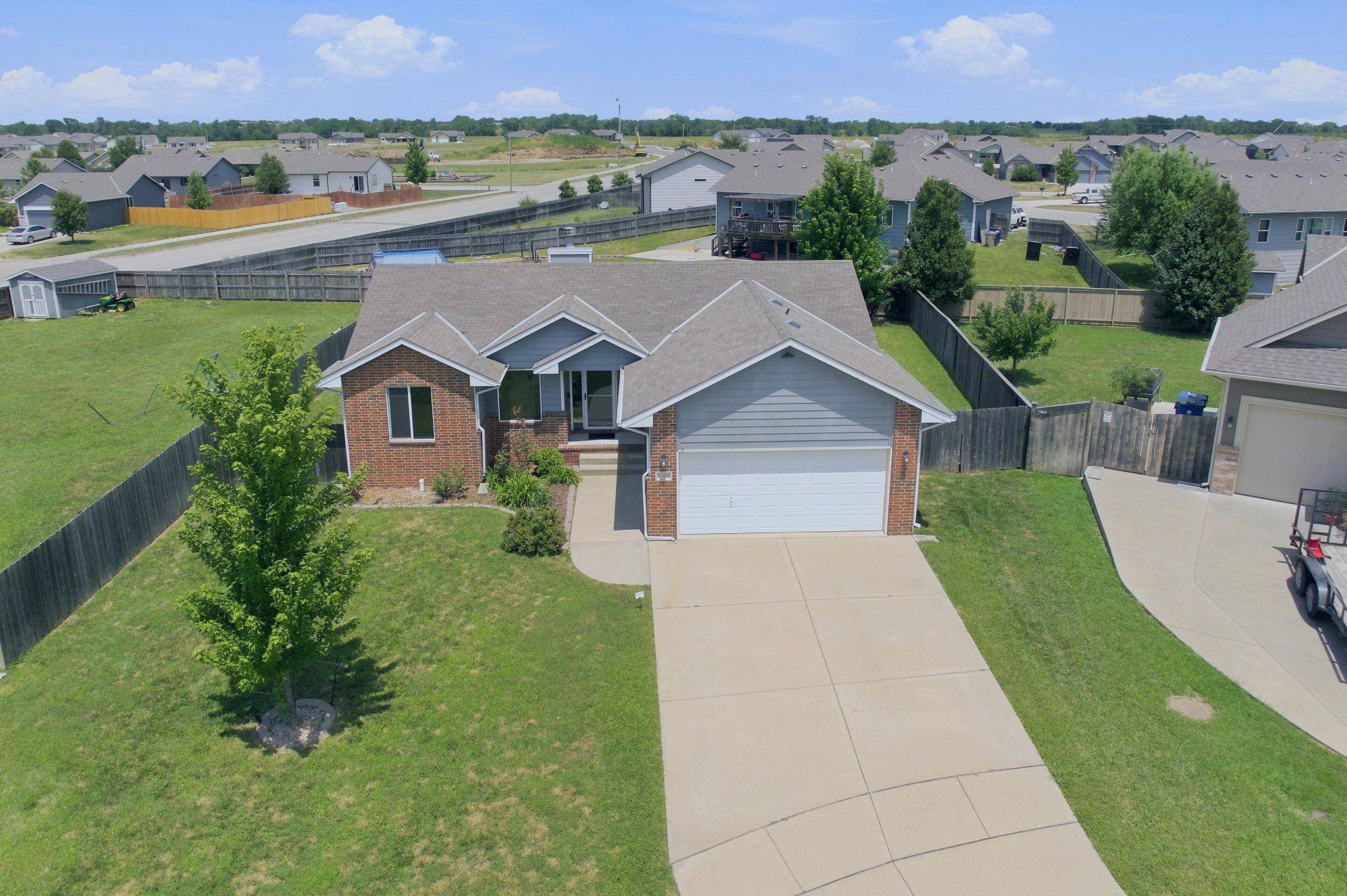 2102 E Lotus, Andover, KS 67002