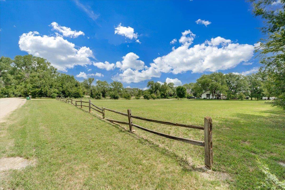 4934 S Mission Rd, Derby, KS 67037