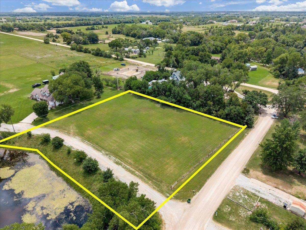 4934 S Mission Rd, Derby, KS 67037