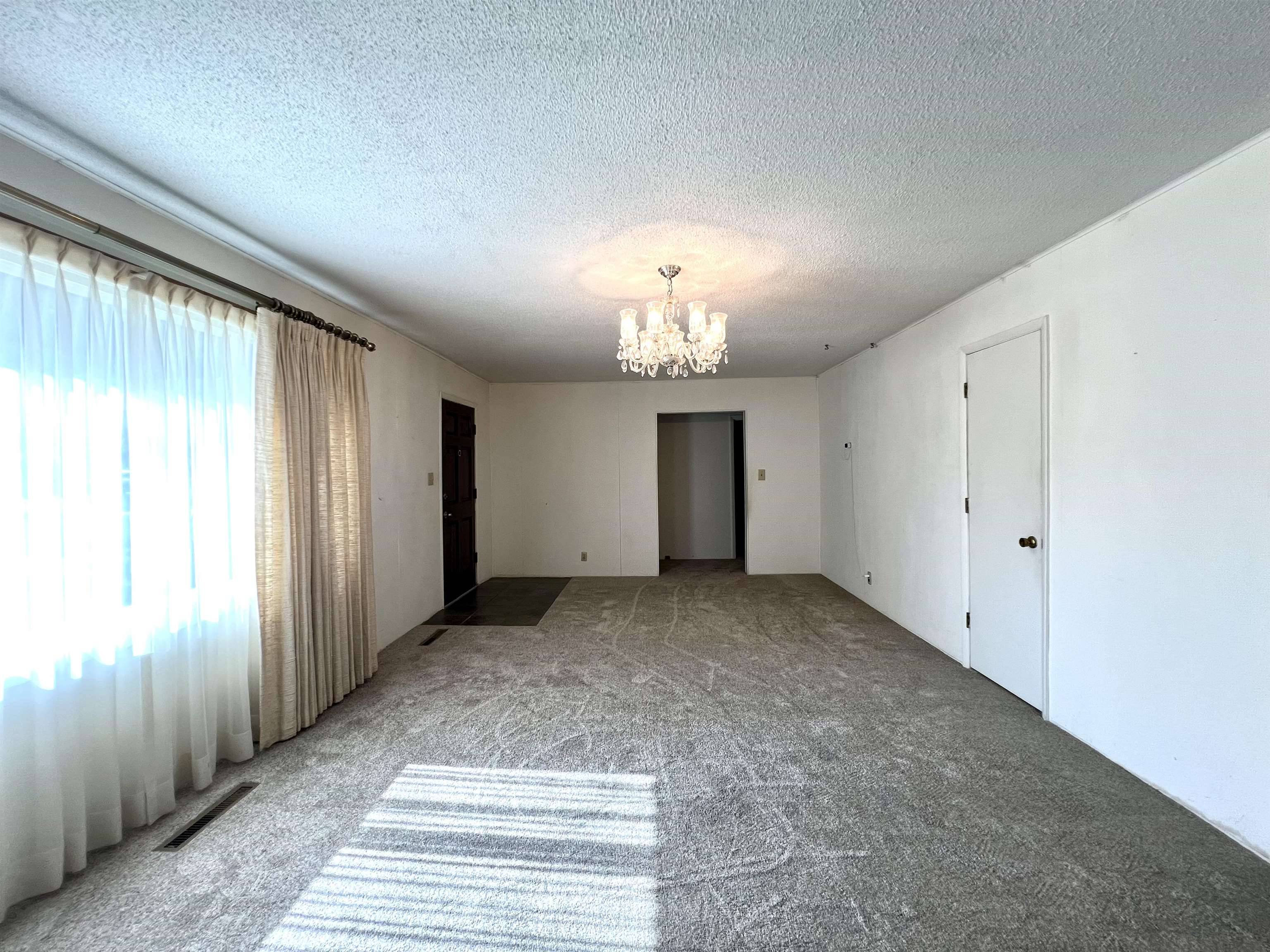 1015 N 10th, Arkansas City, KS 67005
