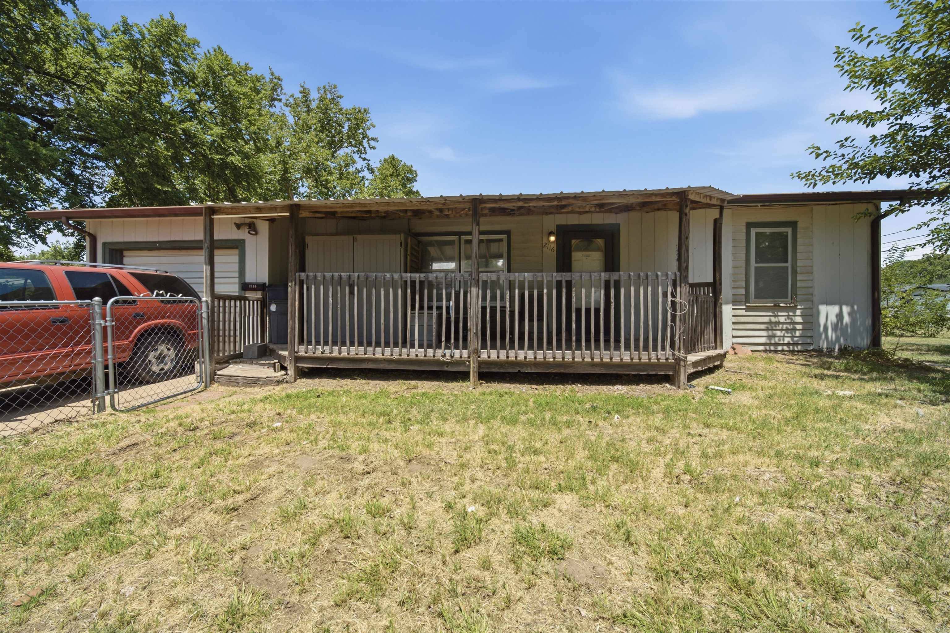 2116 W 35th, Wichita, KS 67217