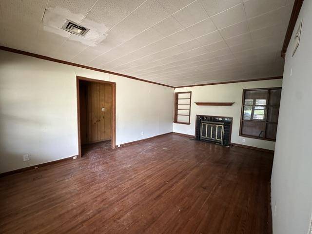 611 N Harding, Wichita, KS 67208