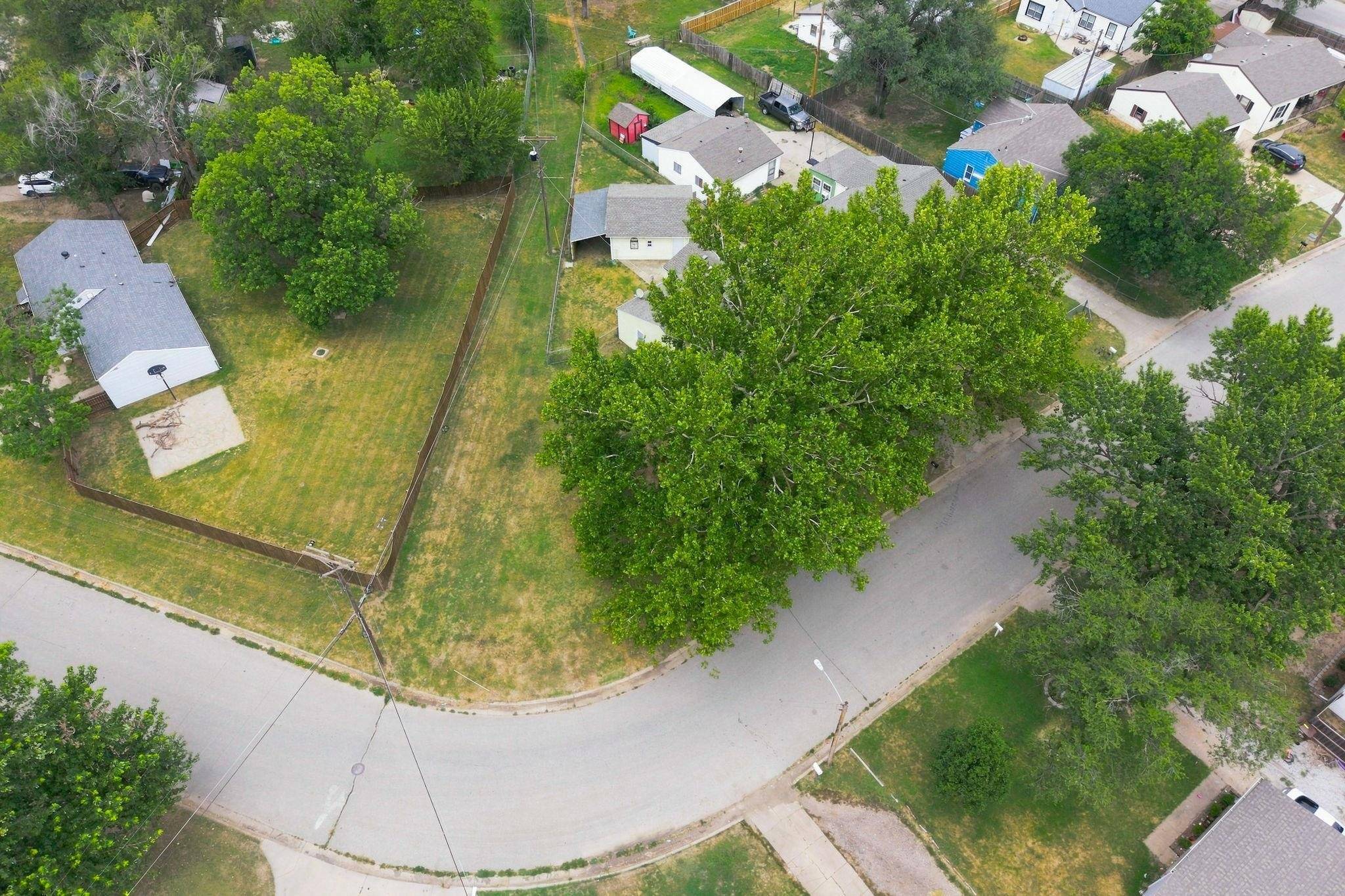 6429 S Keystone St, Haysville, KS 67217