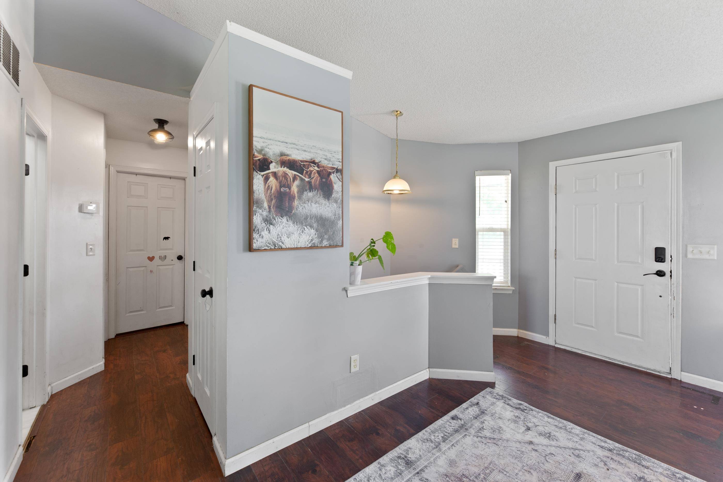 605 Clover Ln., Hesston, KS 67062