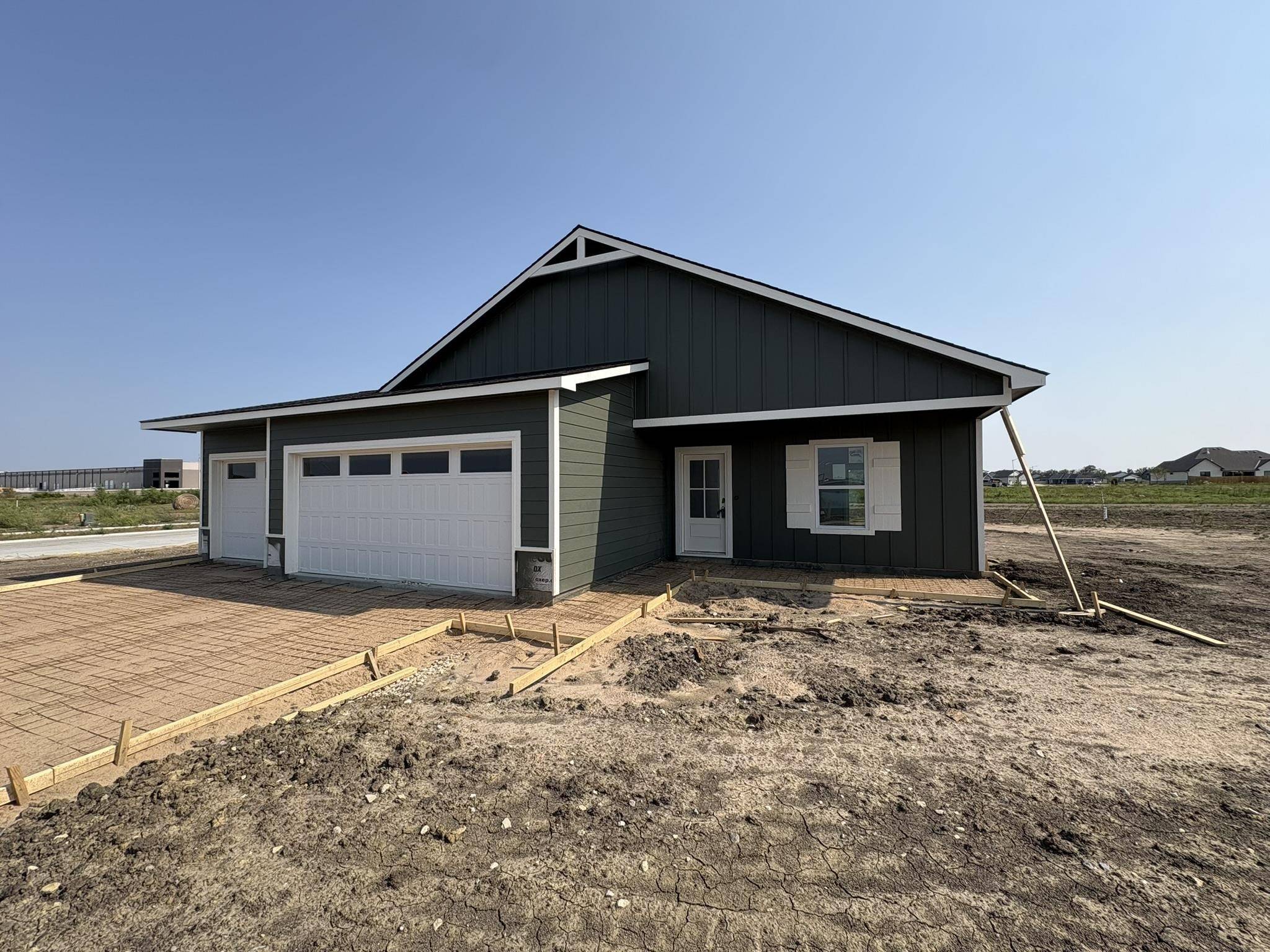 9233 Melissa Ave, Bel Aire, KS 67226
