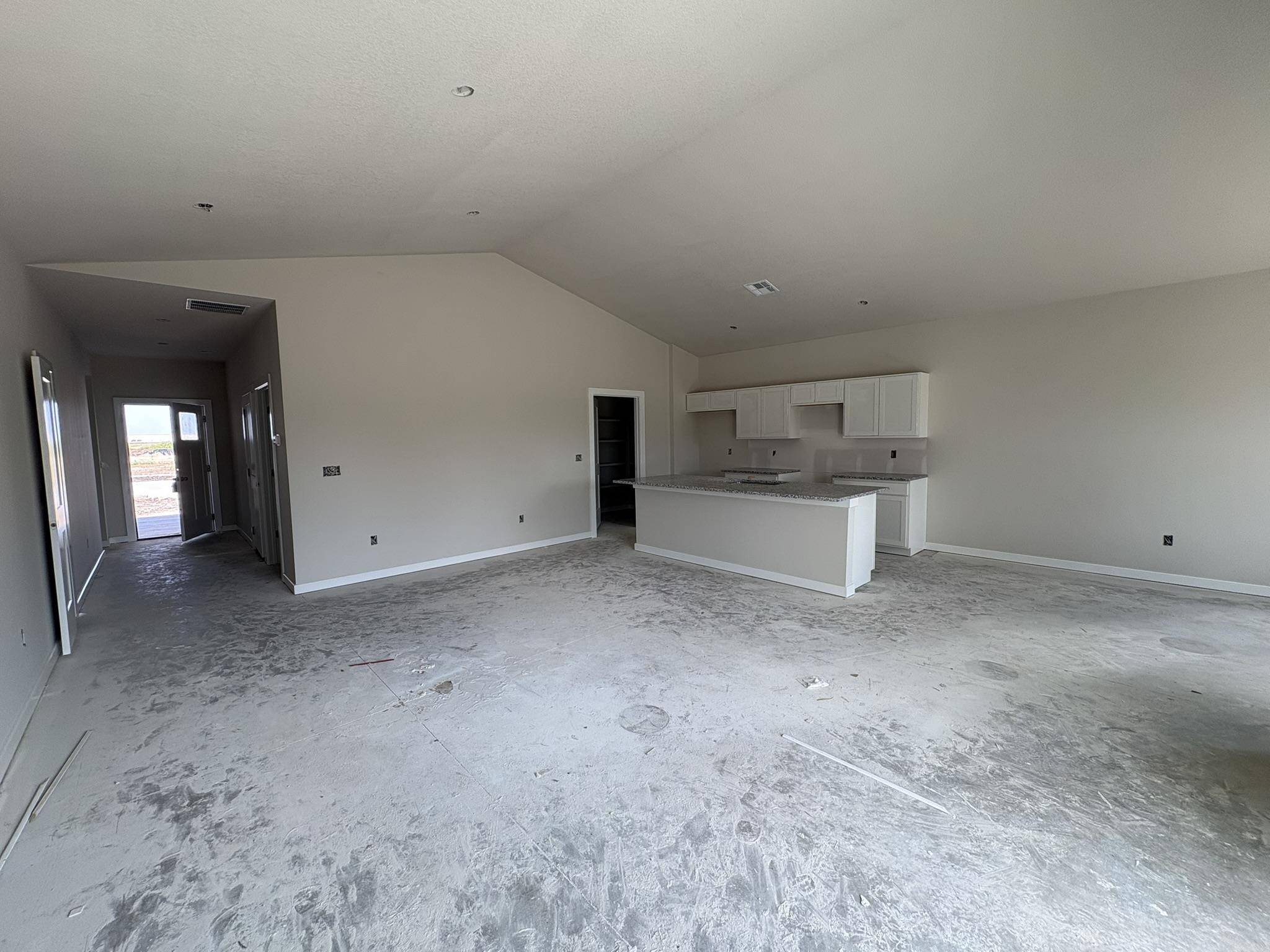 5651 Plumthicket St, Bel Aire, KS 67226
