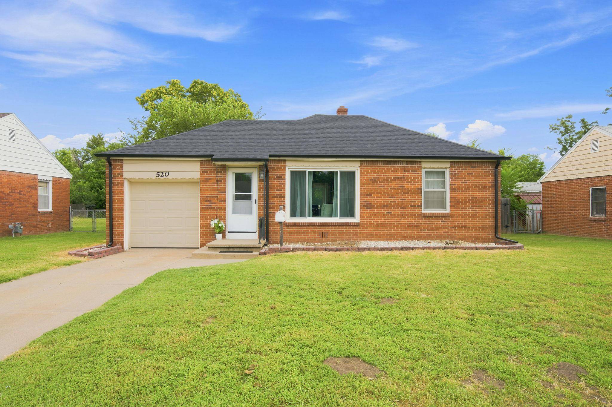 520 W Blake St, Wichita, KS 67213