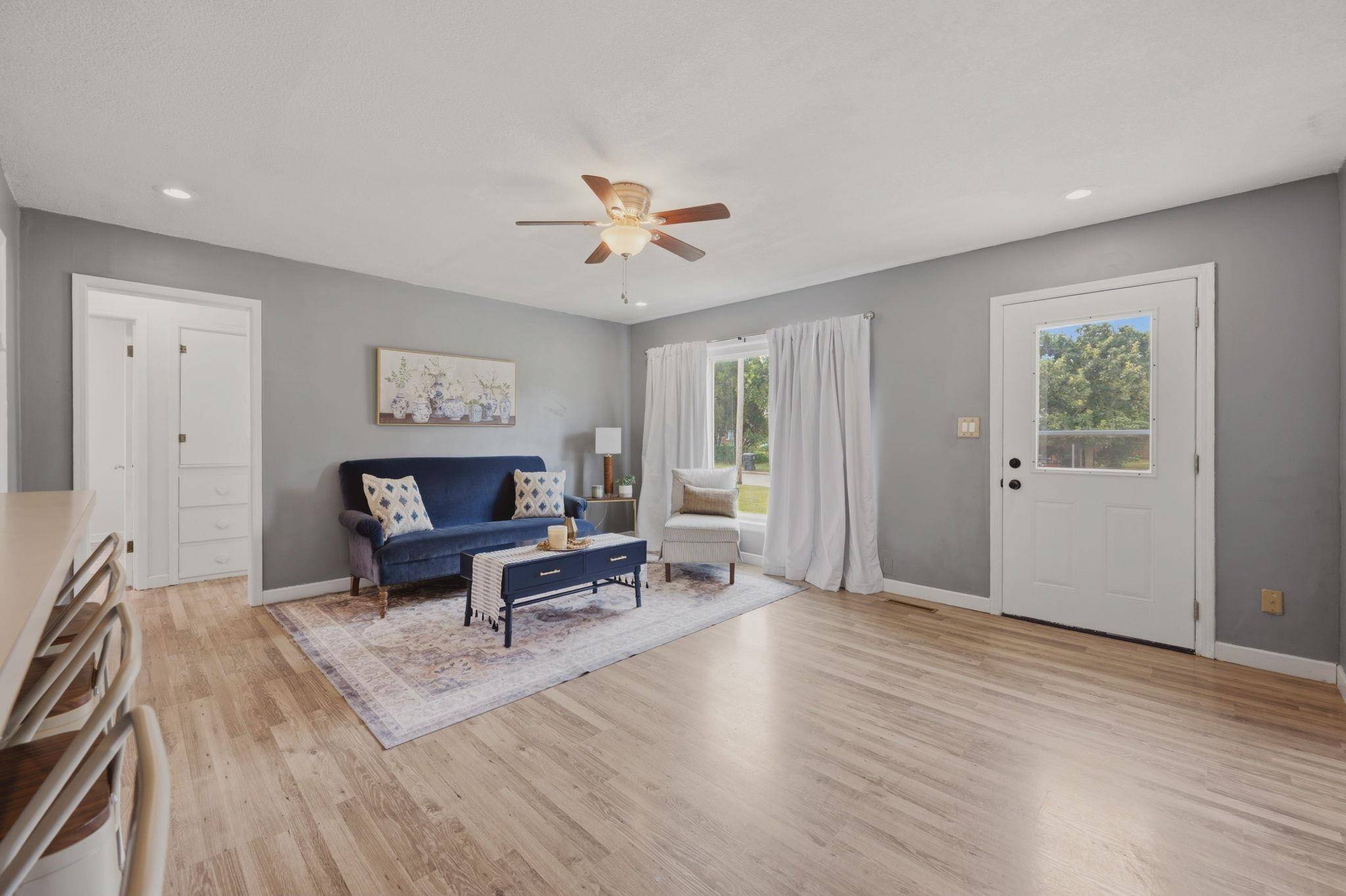 520 W Blake St, Wichita, KS 67213
