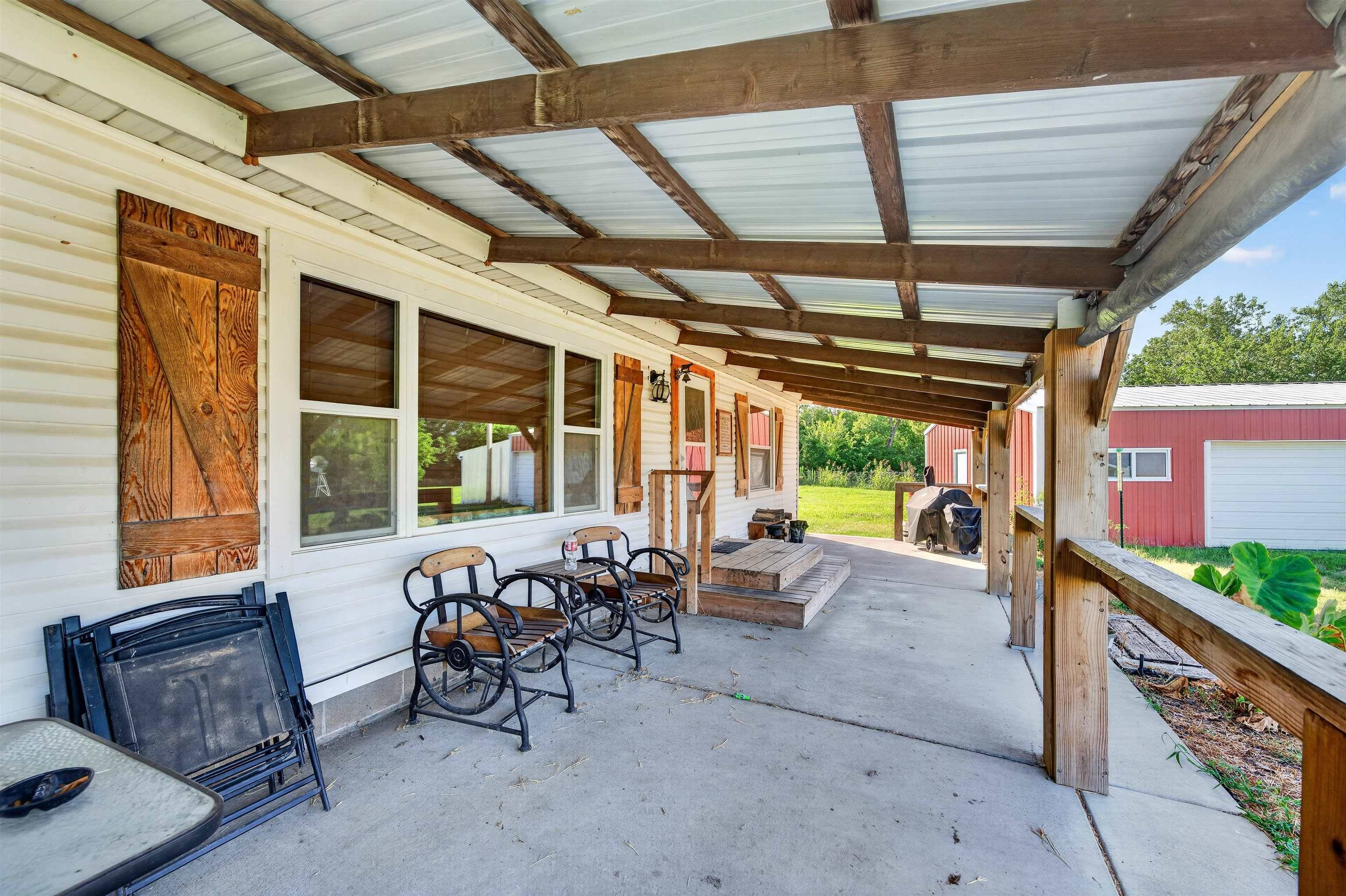 10150 SE Turkey Creek Rd, Leon, KS 67074