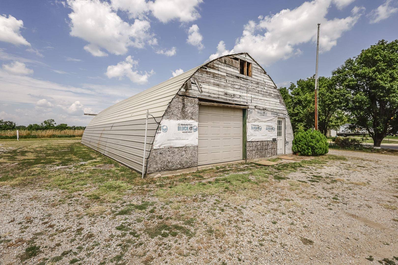 201 W Silknitter, Rose Hill, KS 67133