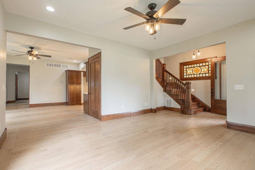 115 N Rothsay Ave, Minneapolis, KS 67467