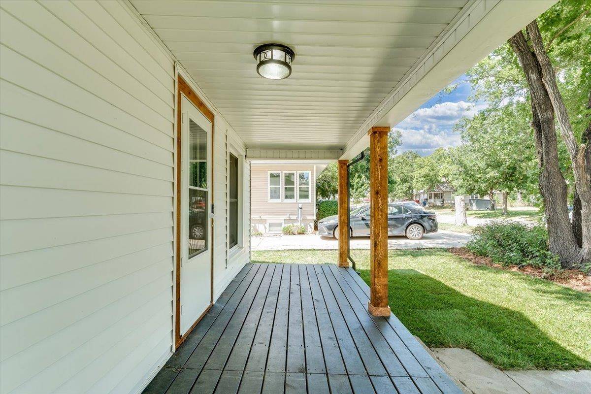 215 N Sturges St, Potwin, KS 67123