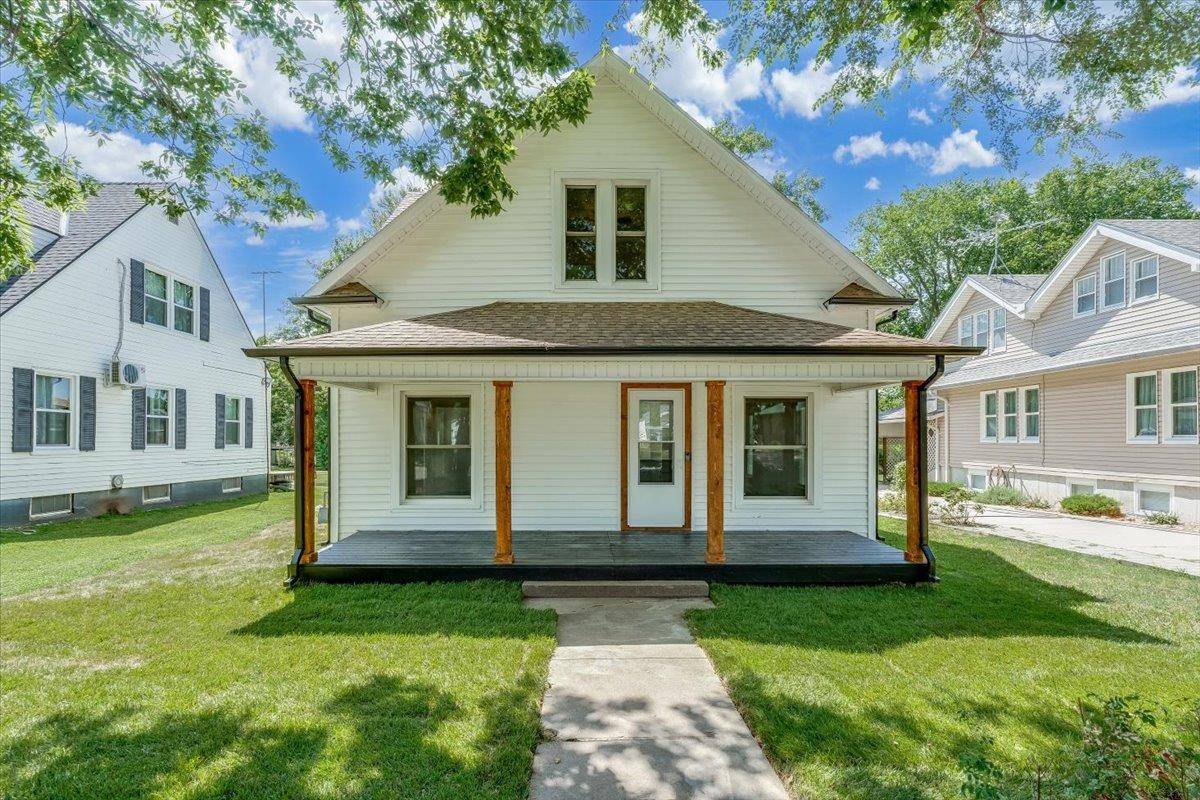 215 N Sturges St, Potwin, KS 67123