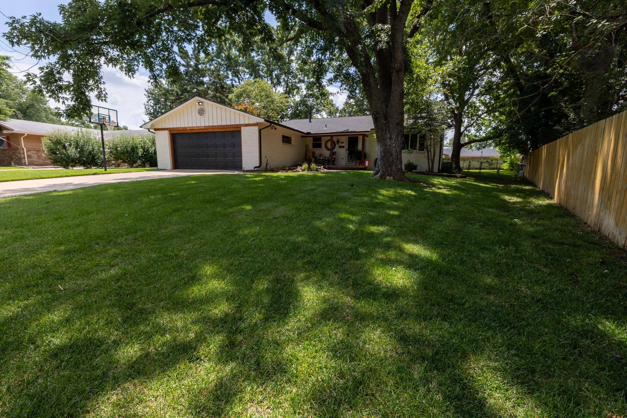 9419 W 12th St. N., Wichita, KS 67212