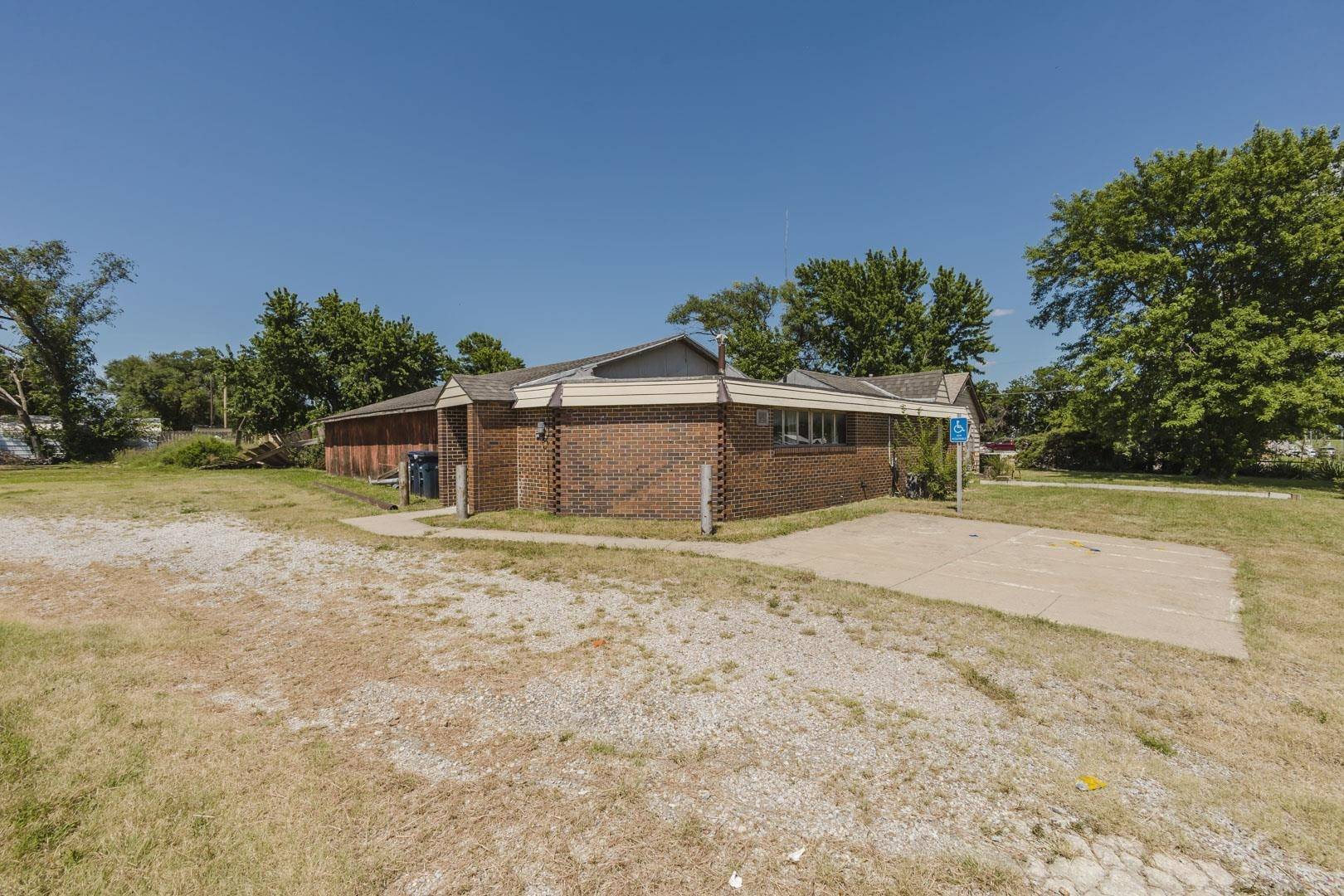1610 W 6th, El Dorado, KS 67042