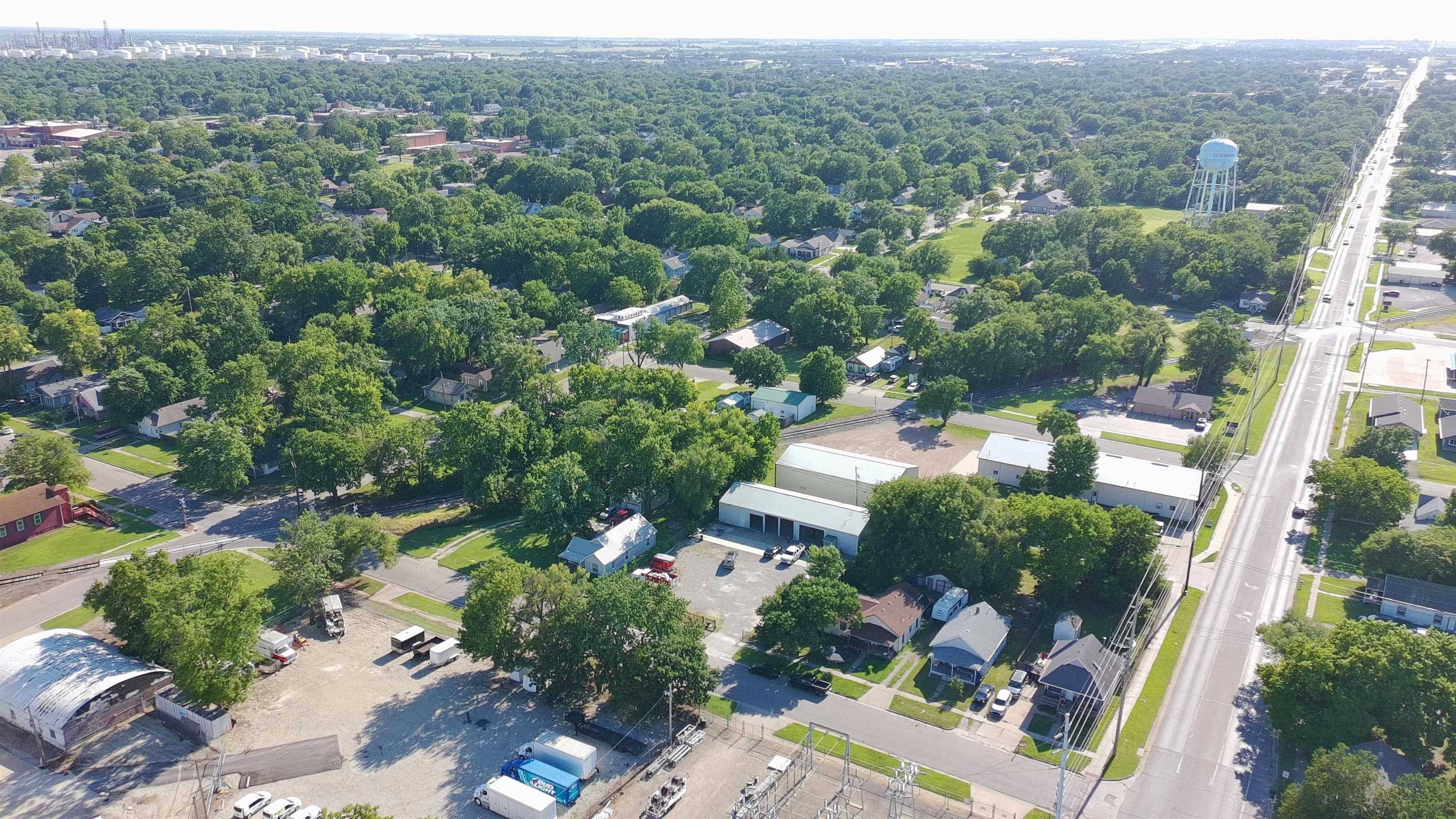 621 N Star St, El Dorado, KS 67042