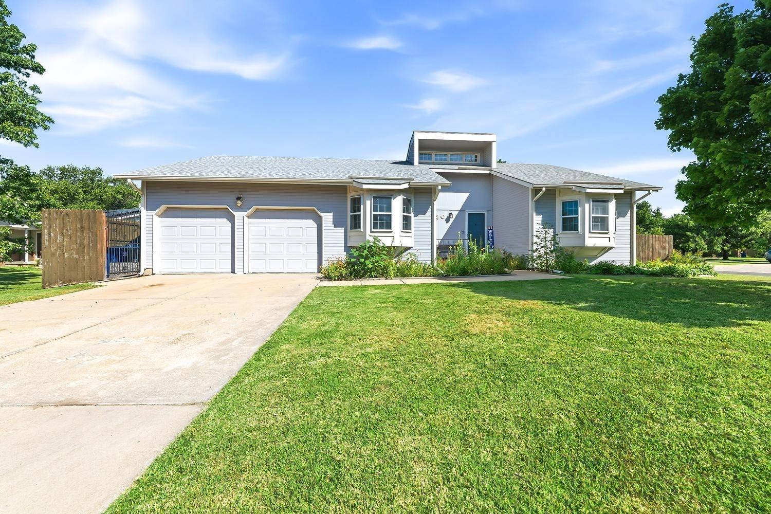 1150 S Burrus St, Wichita, KS 67207