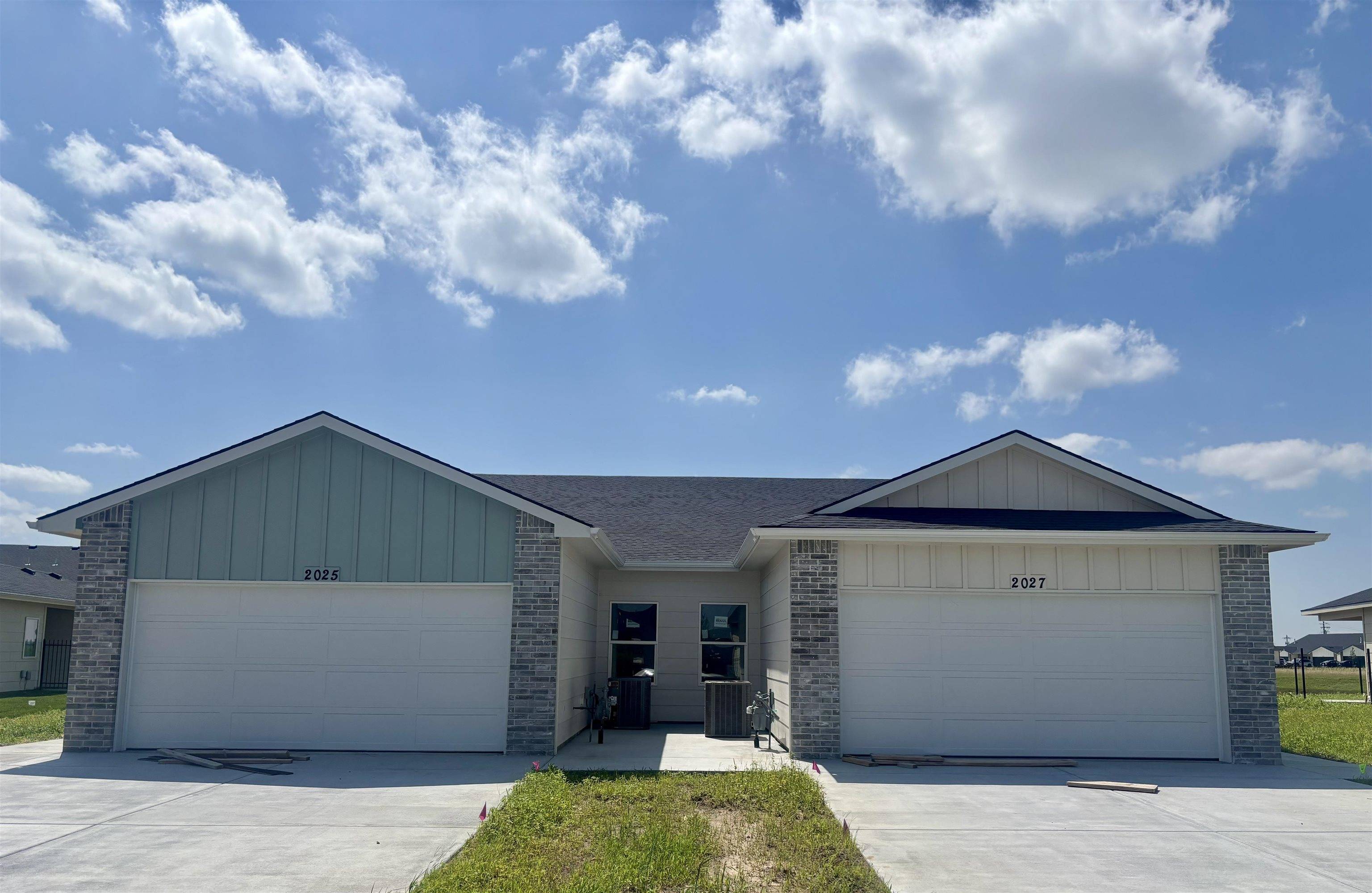 2025 N Melody Ln, Goddard, KS 67052