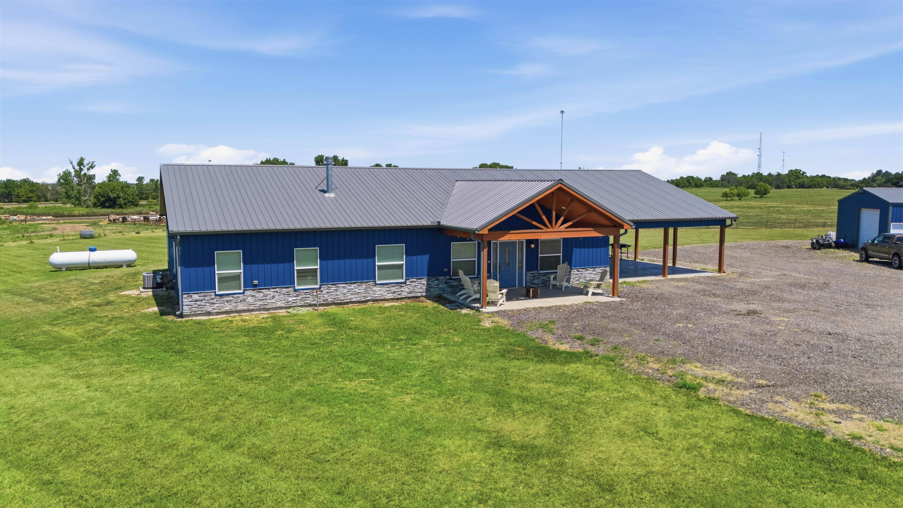 10862 140th, Cassoday, KS 66842