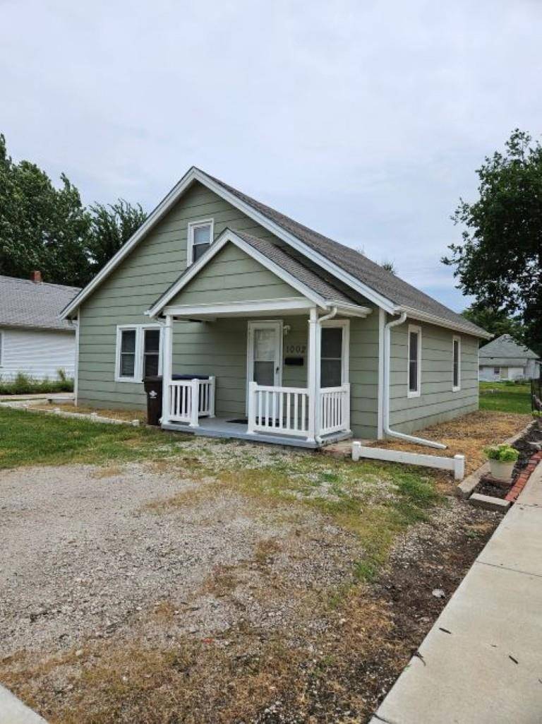 1002 N Grimes St., Mcpherson, KS 67460-2827
