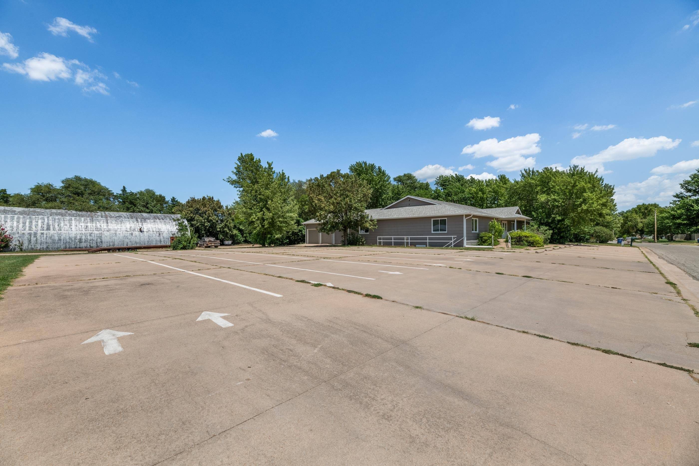 106 E Shadybrook, Cheney, KS 67025