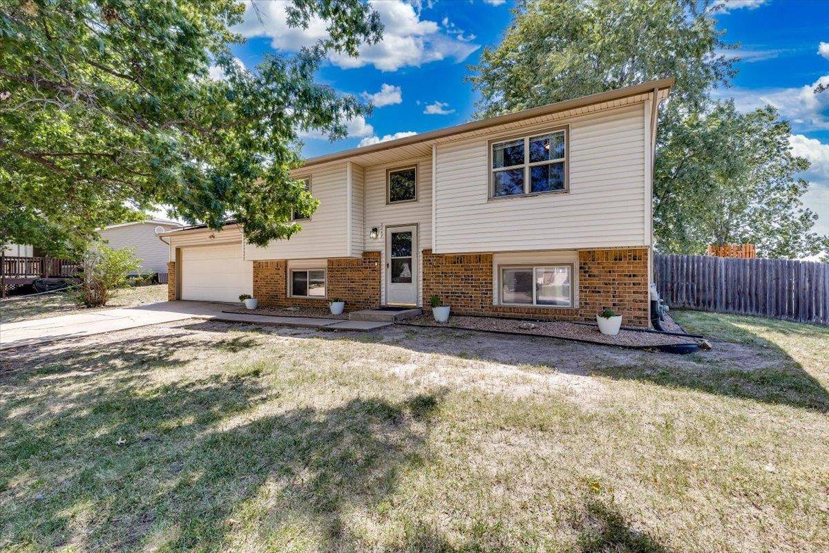 3247 N Cranberry St., Wichita, KS 67226-1247