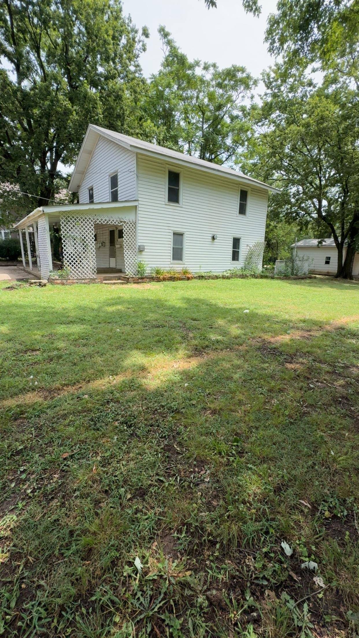 311 W Towanda, El Dorado, KS 67042