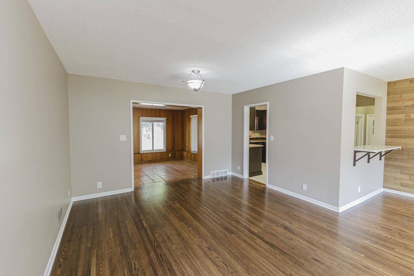 239 S Parkwood, Wichita, KS 67218