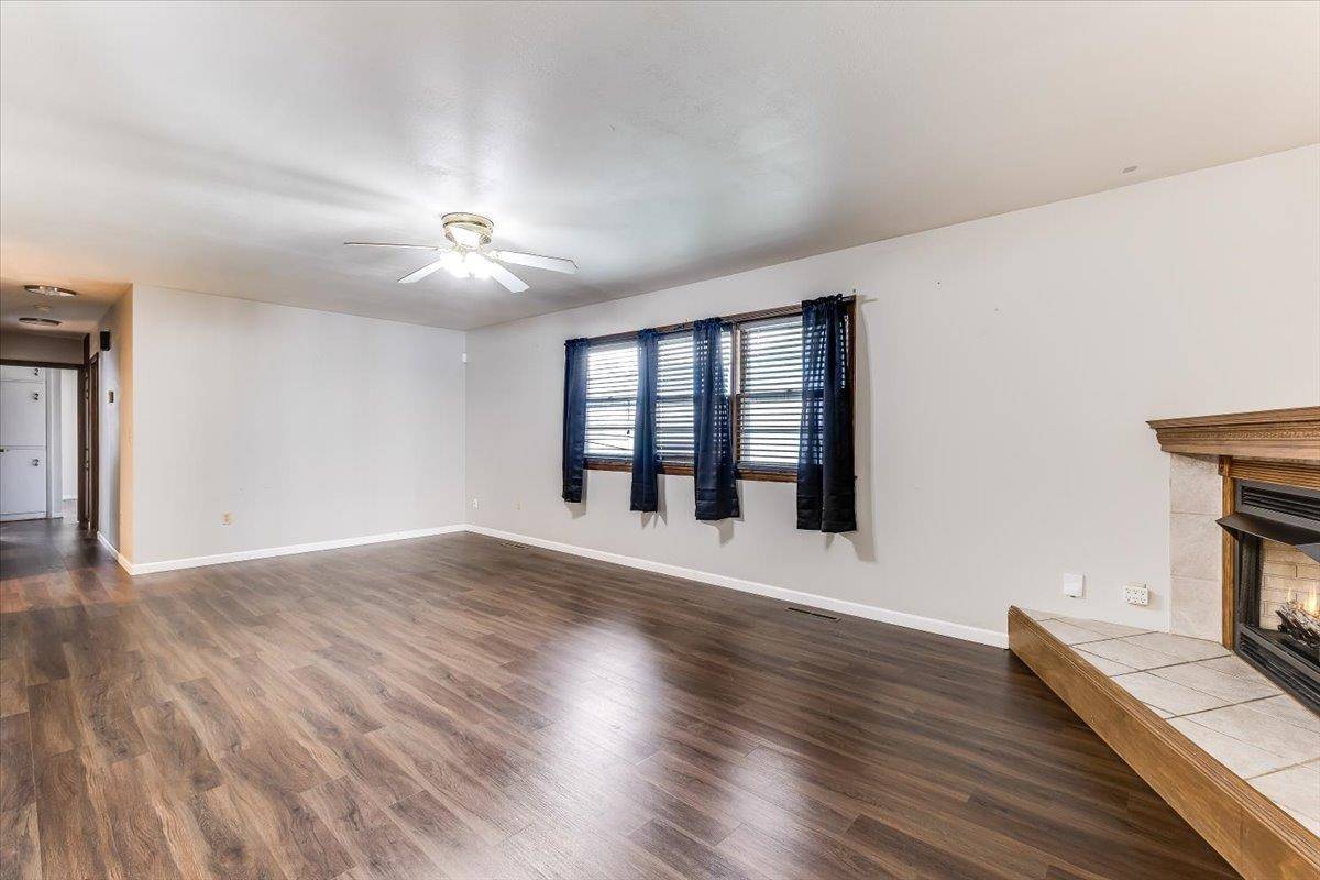 11611 W Kent, Wichita, KS 67209