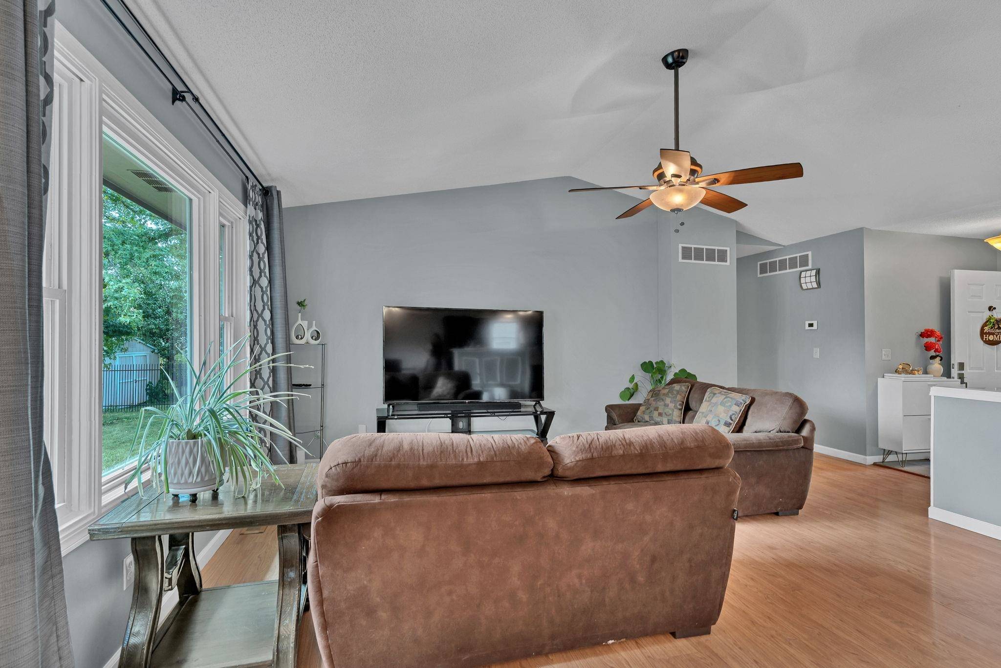 1833 N Shefford, Wichita, KS 67212
