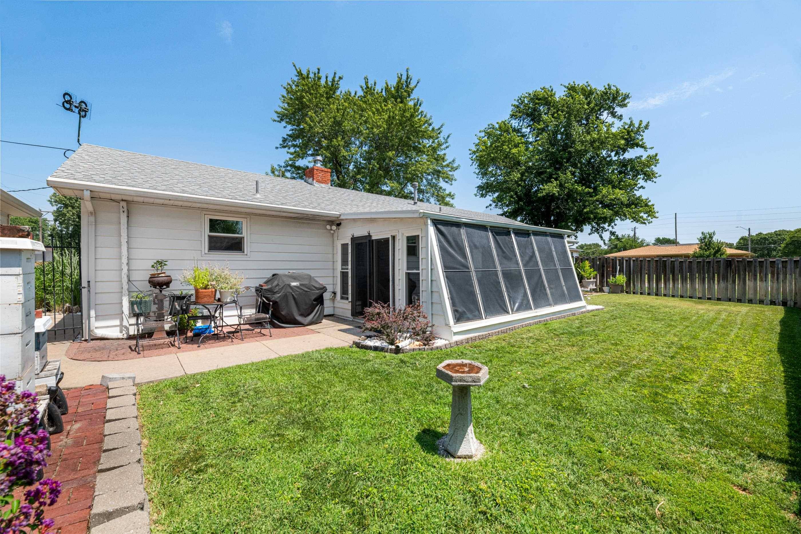 801 N Emerson Ave, Wichita, KS 67212
