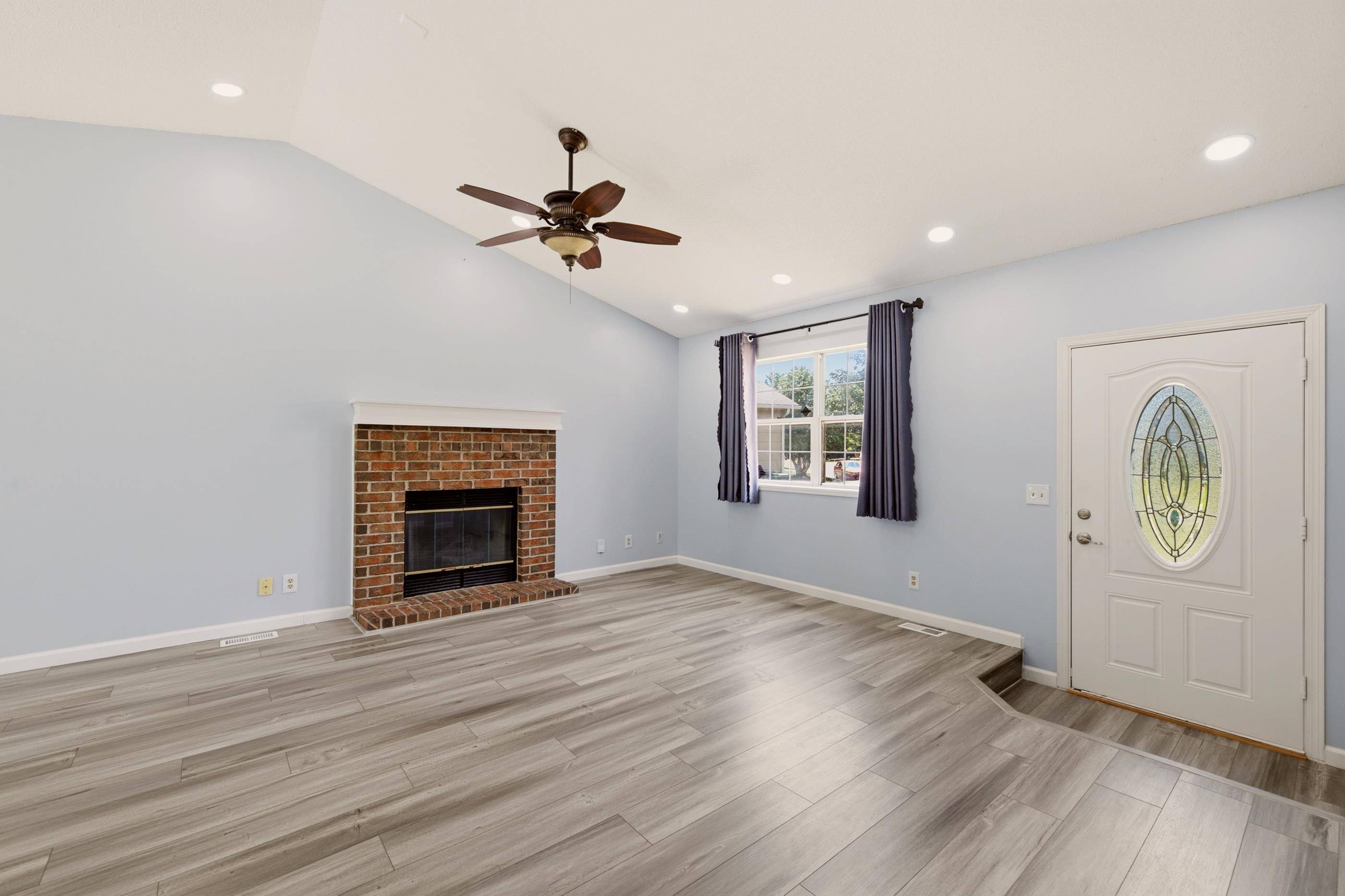 2530 N Beacon Hill St, Wichita, KS 67220