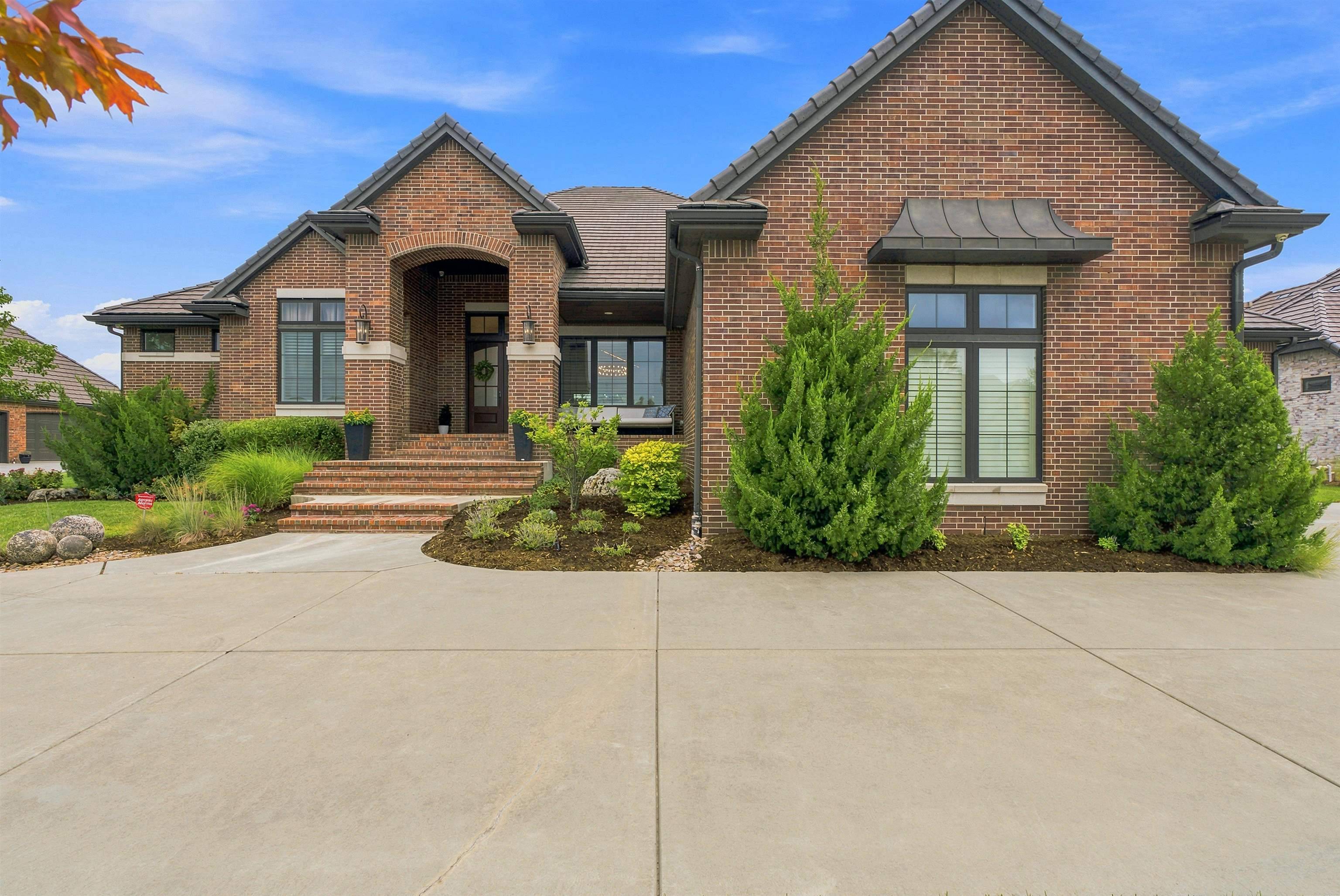 2126 N Clear Creek, Wichita, KS 67230