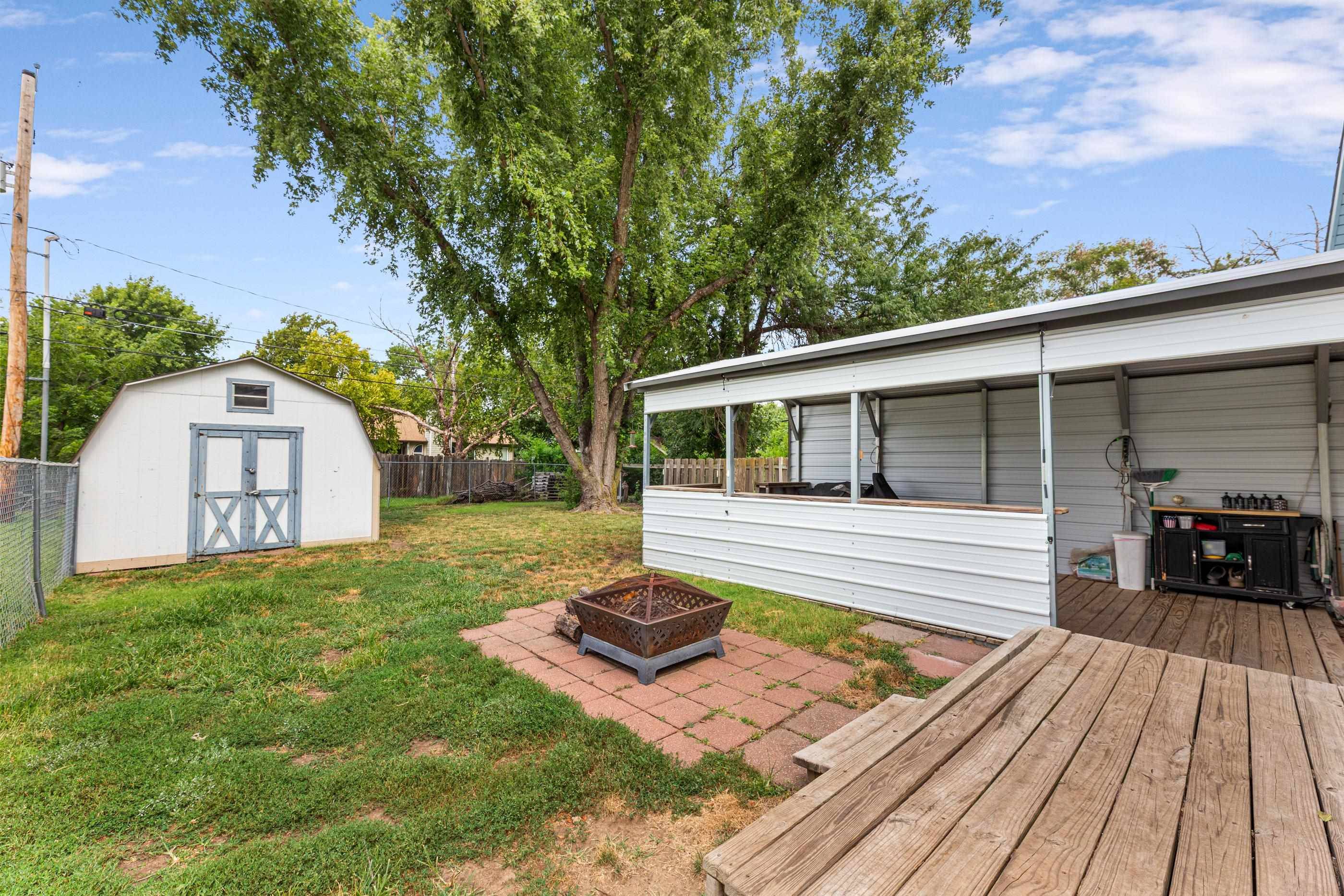 505 Sweezy, Halstead, KS 67056