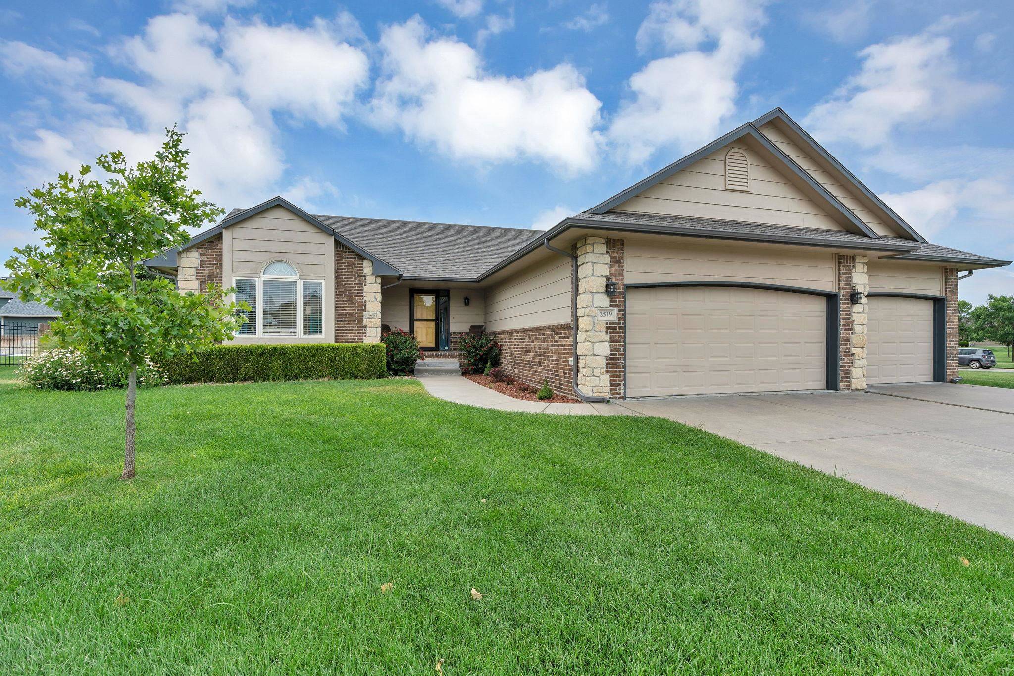 2519 W Rio Vista Ct., Wichita, KS 67204-4571