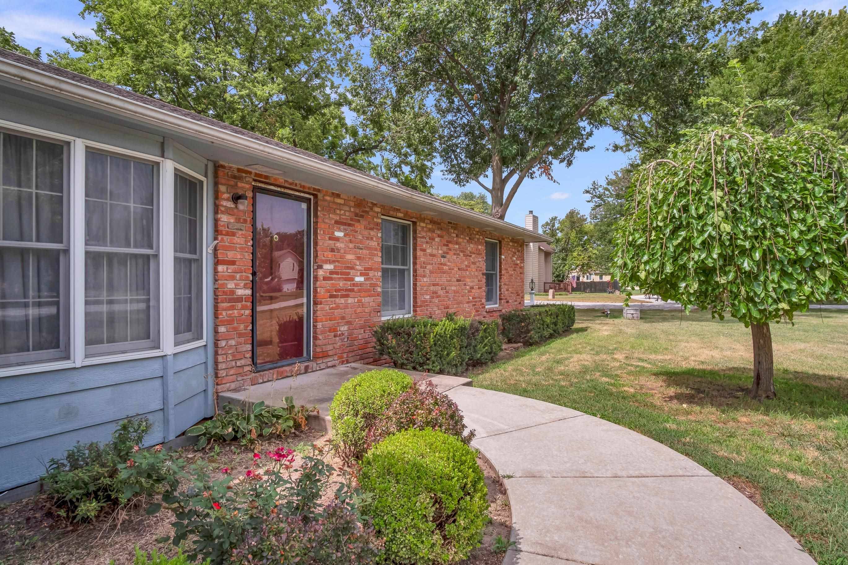3219 Northwood Ct, Newton, KS 67114