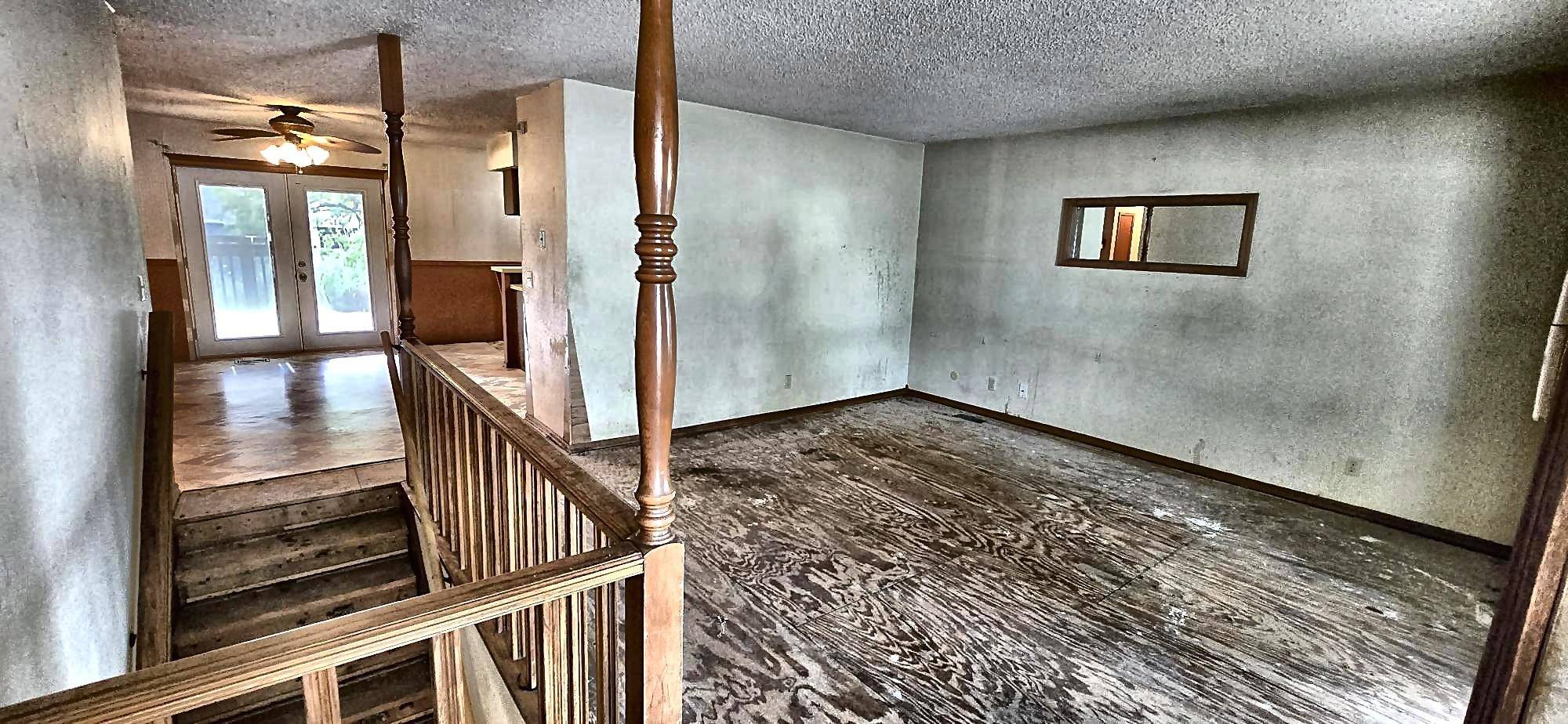 2820 S Custer Ave, Wichita, KS 67217