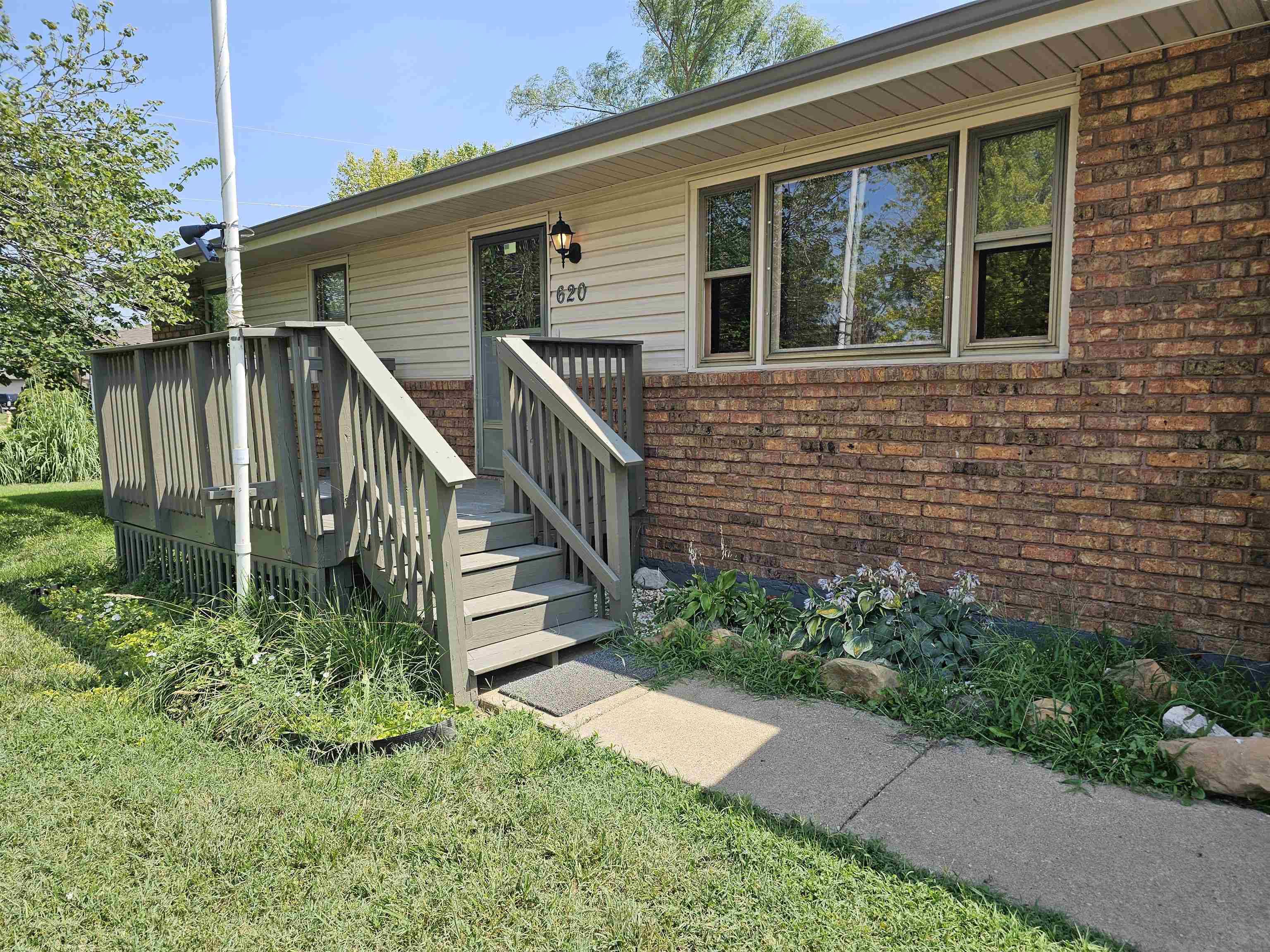 620 Scott Ave, Salina, KS 67401