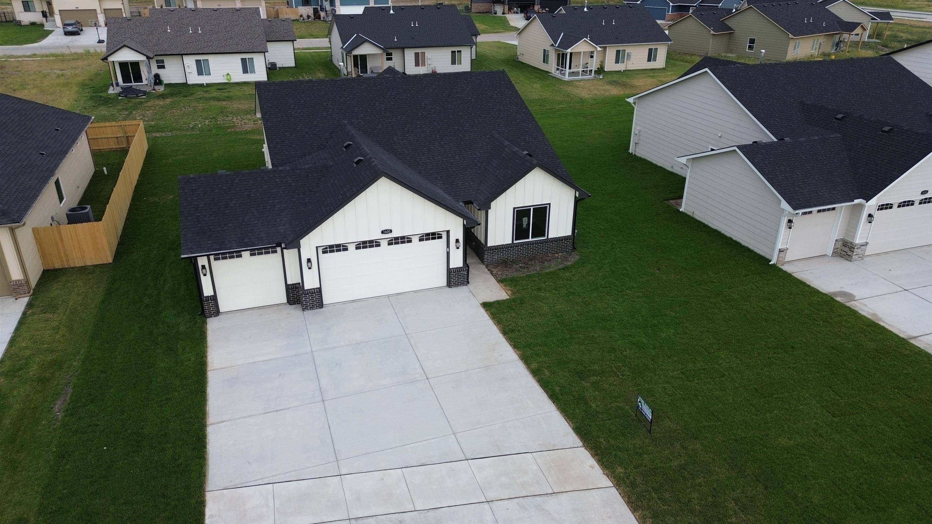 1600 E Appleton St., Valley Center, KS 67147