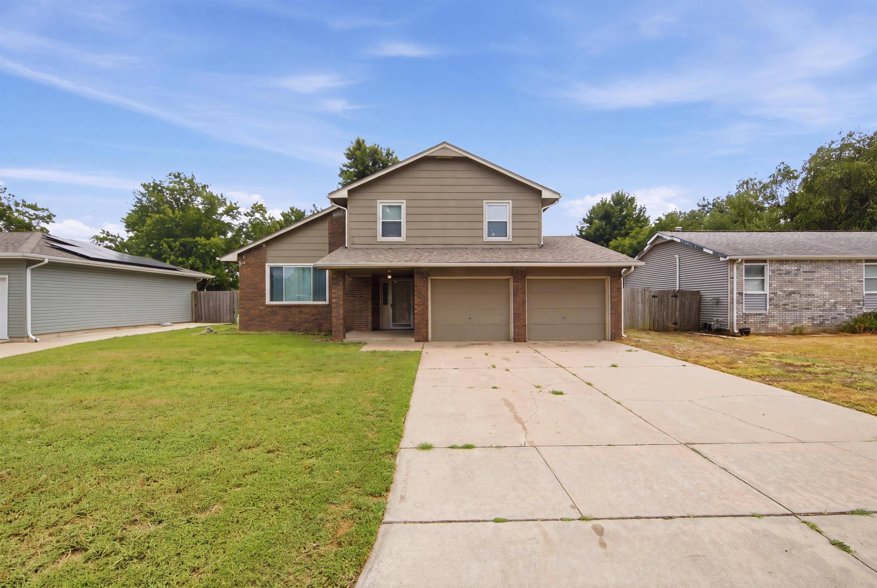 10013 W Dora, Wichita, KS 67209