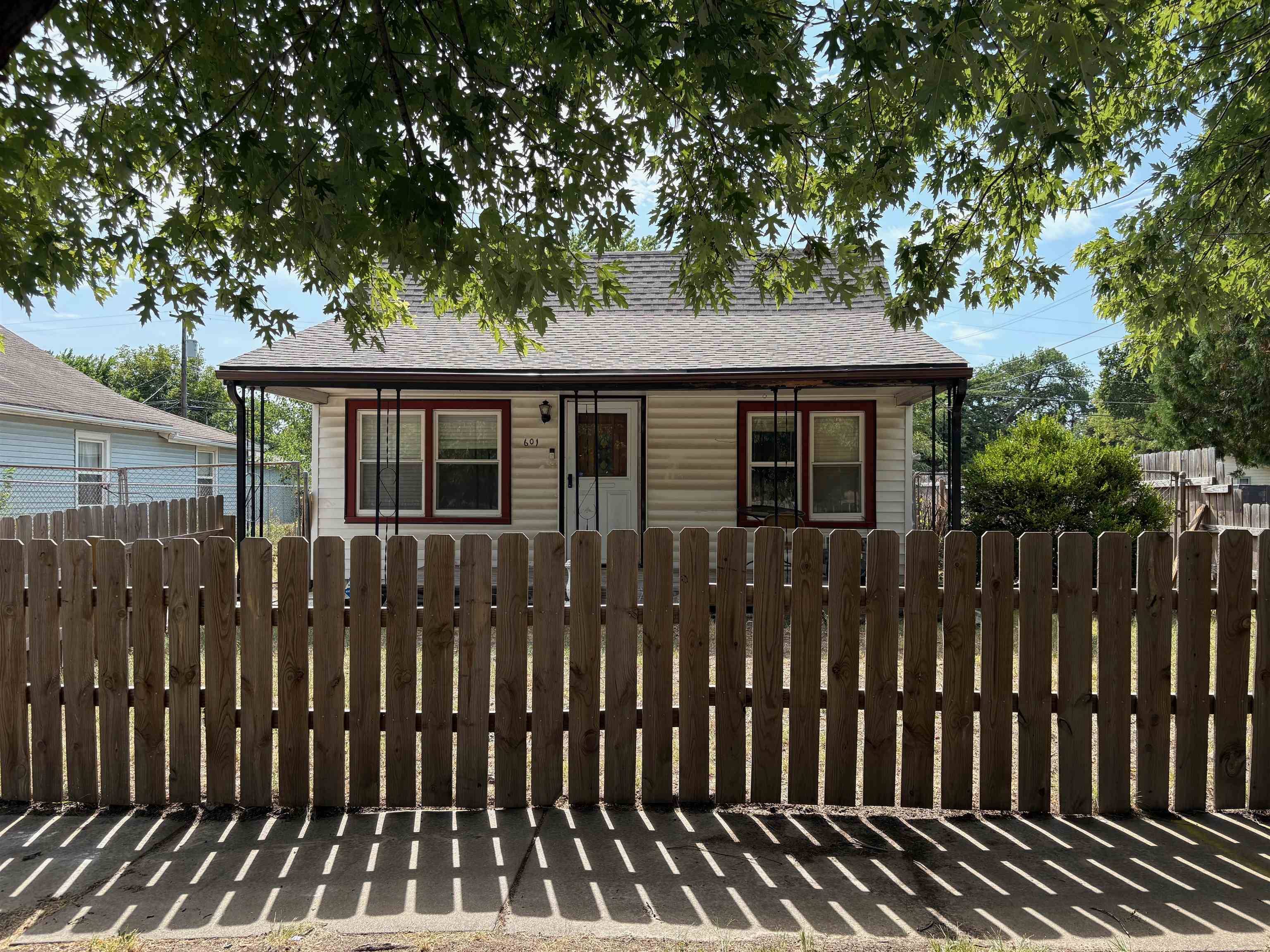 601 S Richmond Ave, Wichita, KS 67213