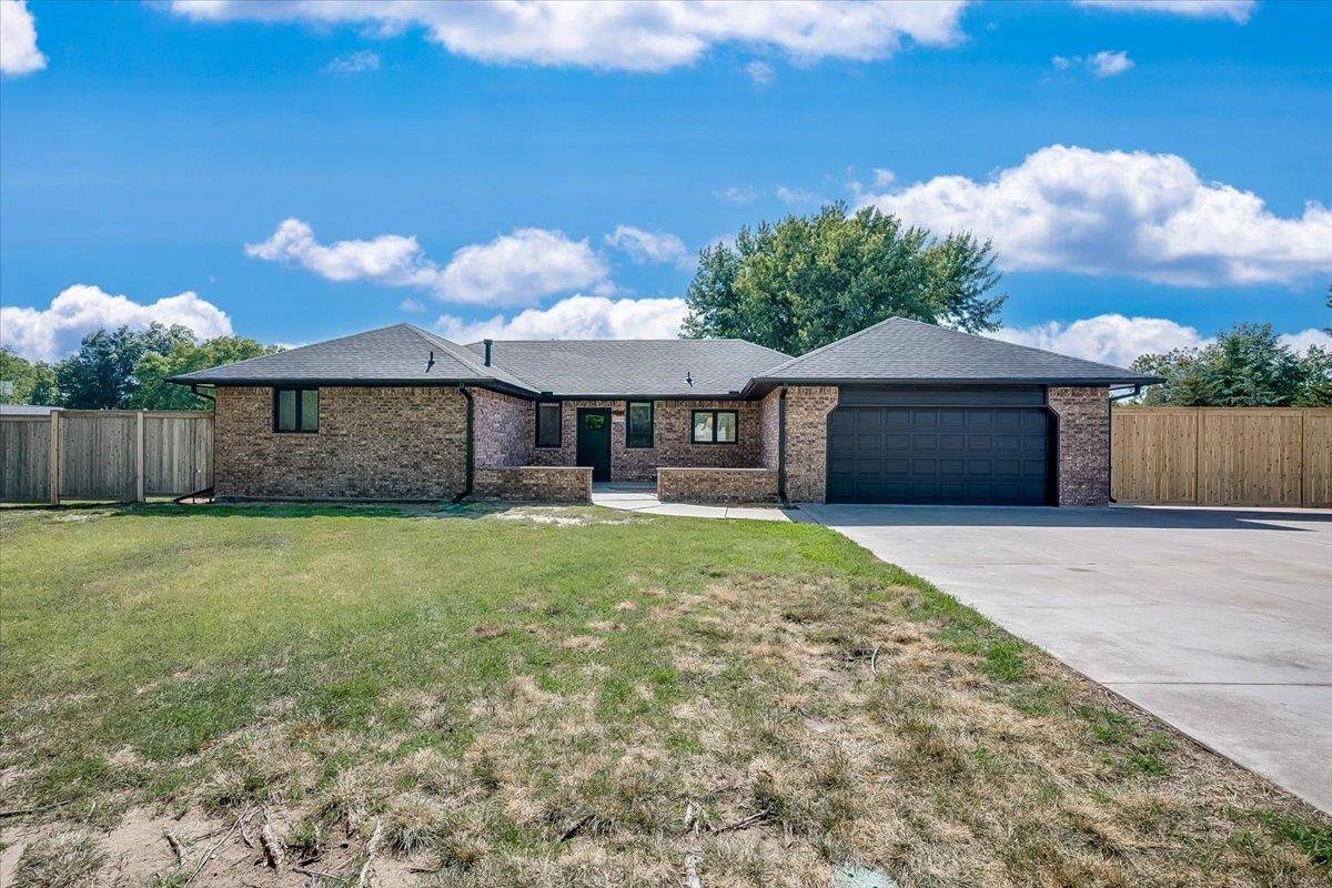 5549 N Athenian, Wichita, KS 67204