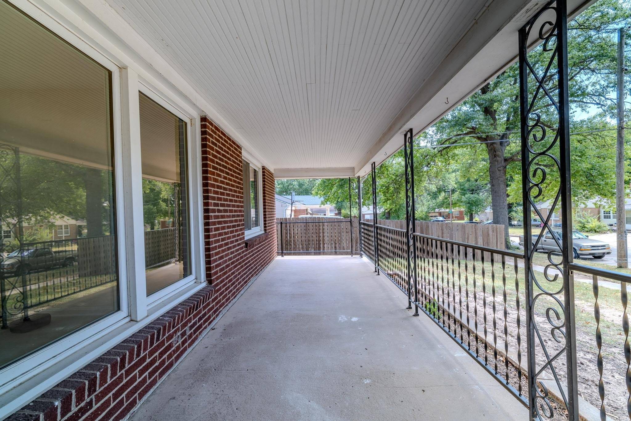 5116 E Larry Ln, Wichita, KS 67218