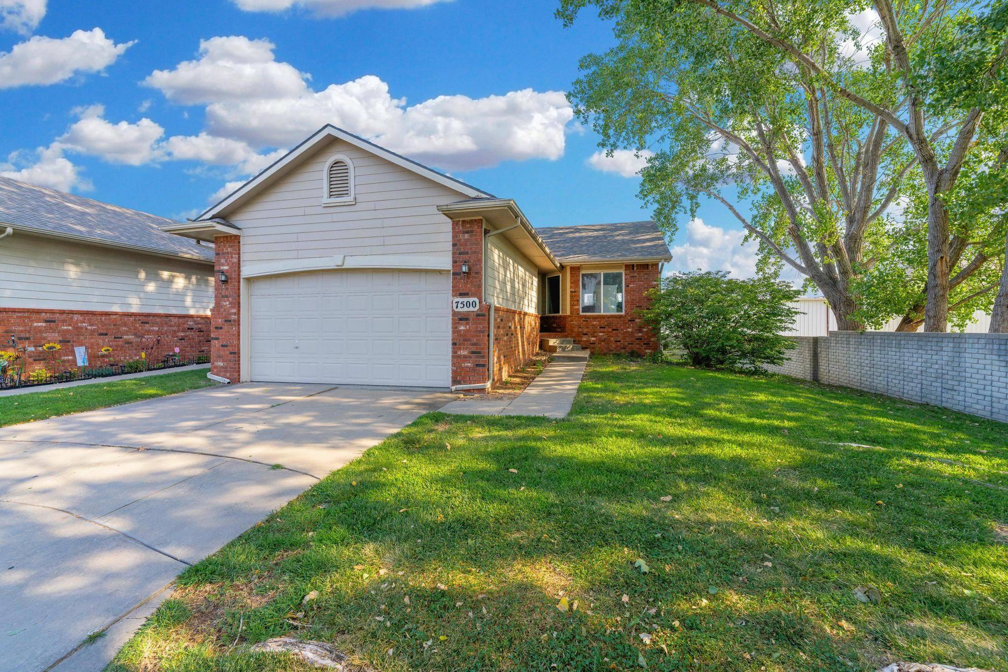 7500 W Cornelison Cir, Wichita, KS 67212
